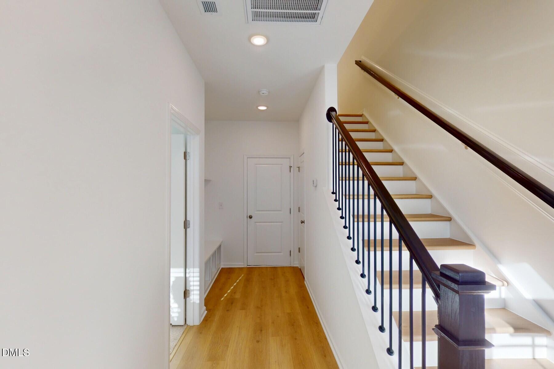 5029 Jowett's Walk Drive # 29 Property Photo 8