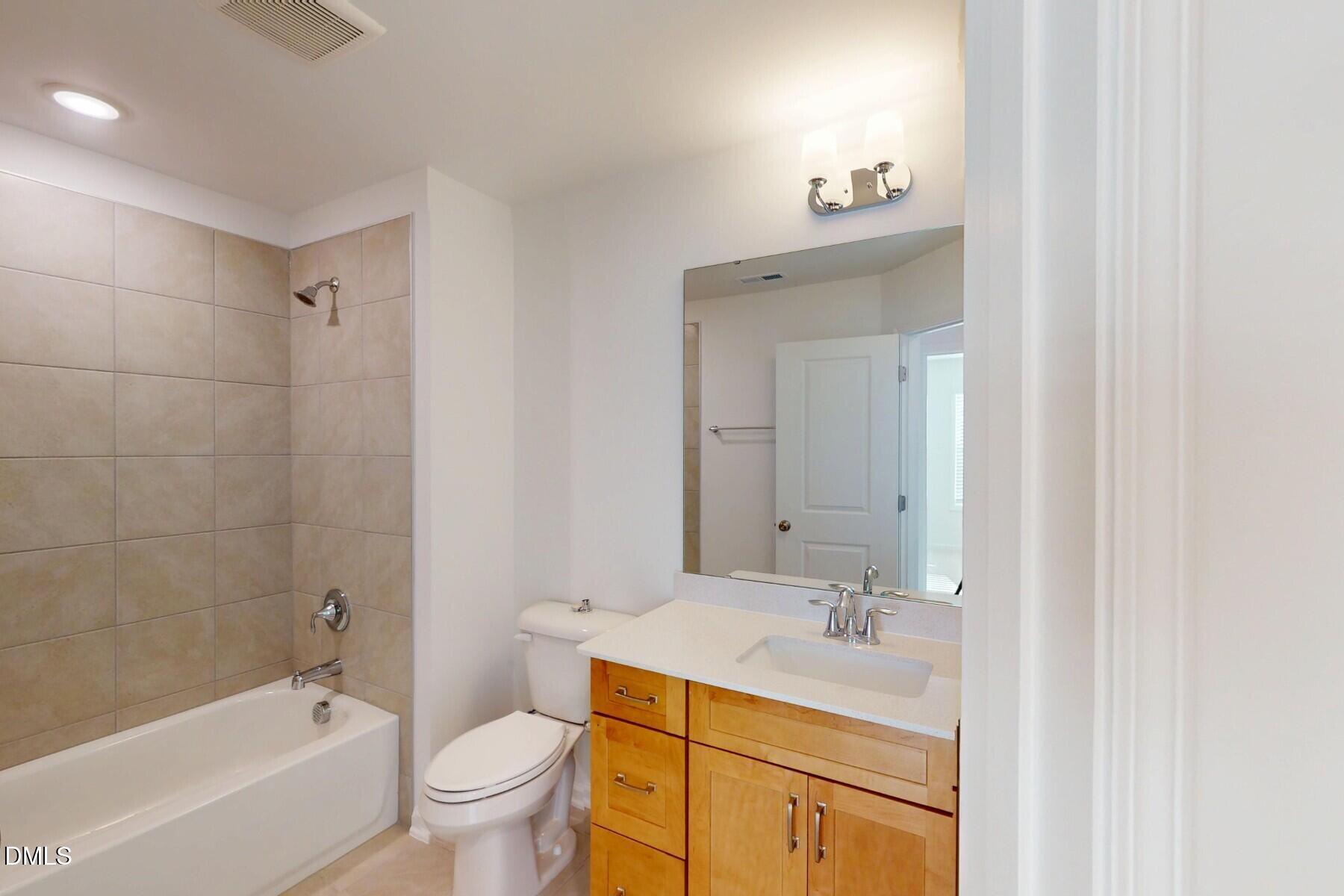 5029 Jowett's Walk Drive # 29 Property Photo 31