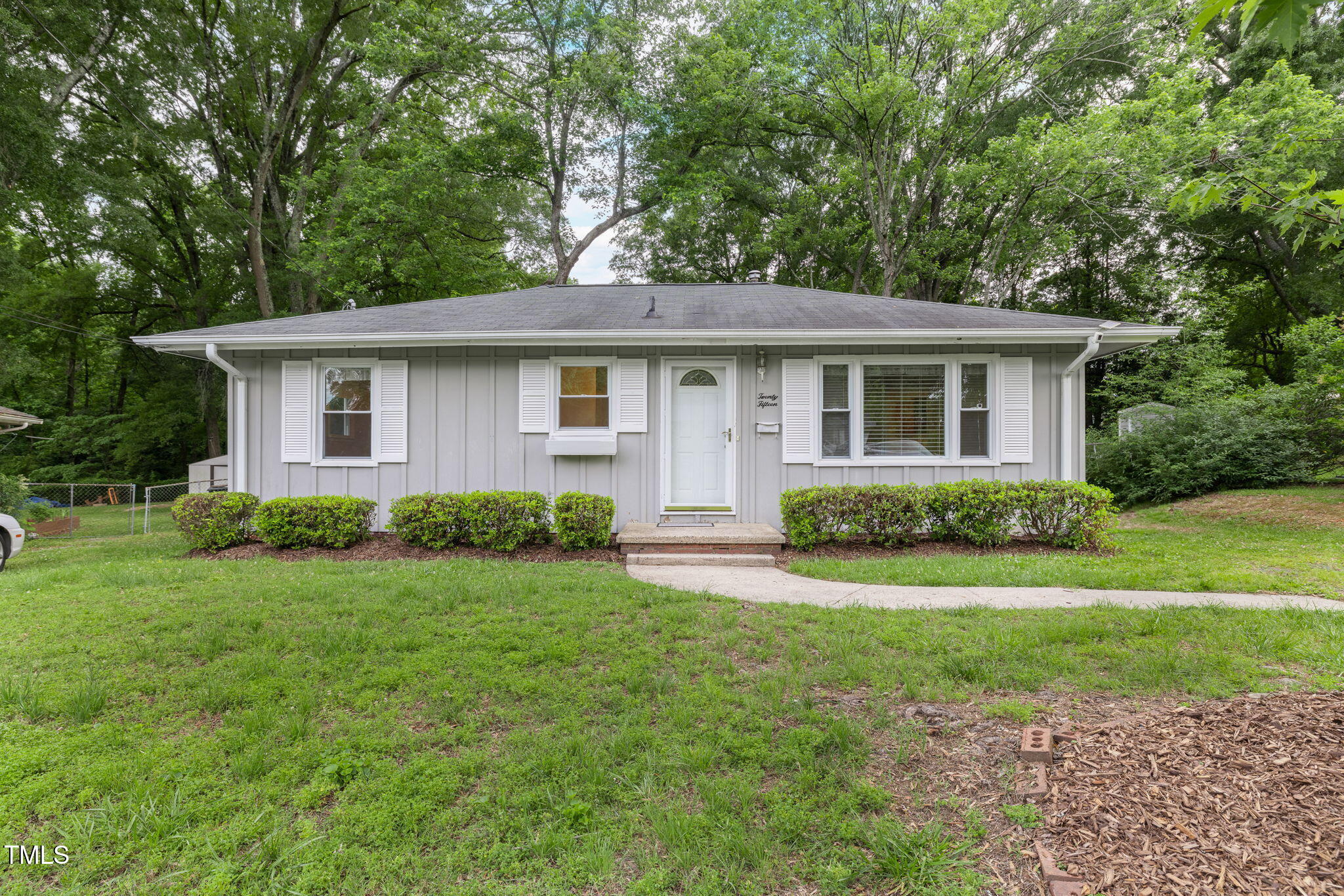 2015 Walnut Street Property Photo 1