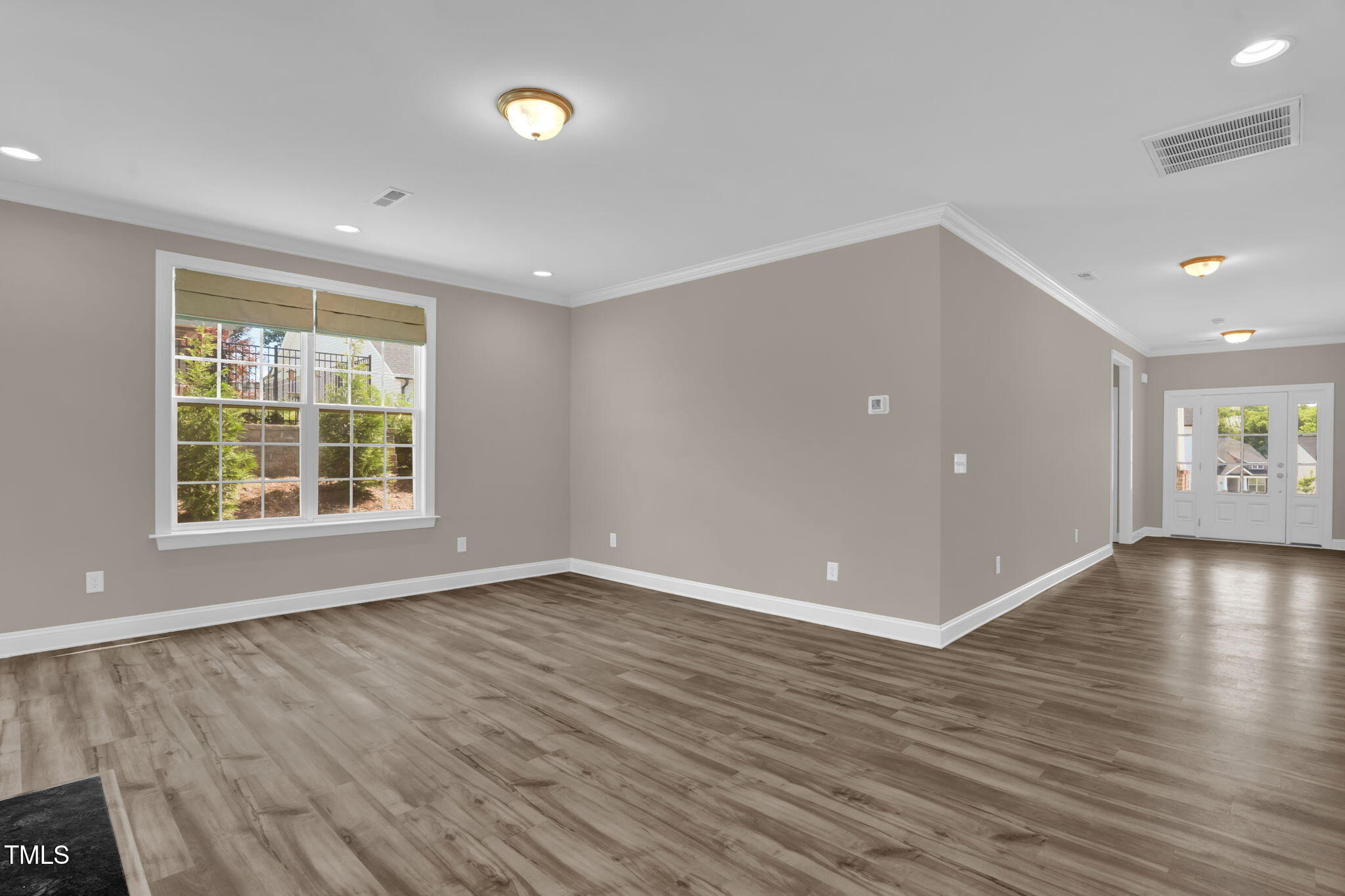 1085 Lobdale Court Property Photo 13