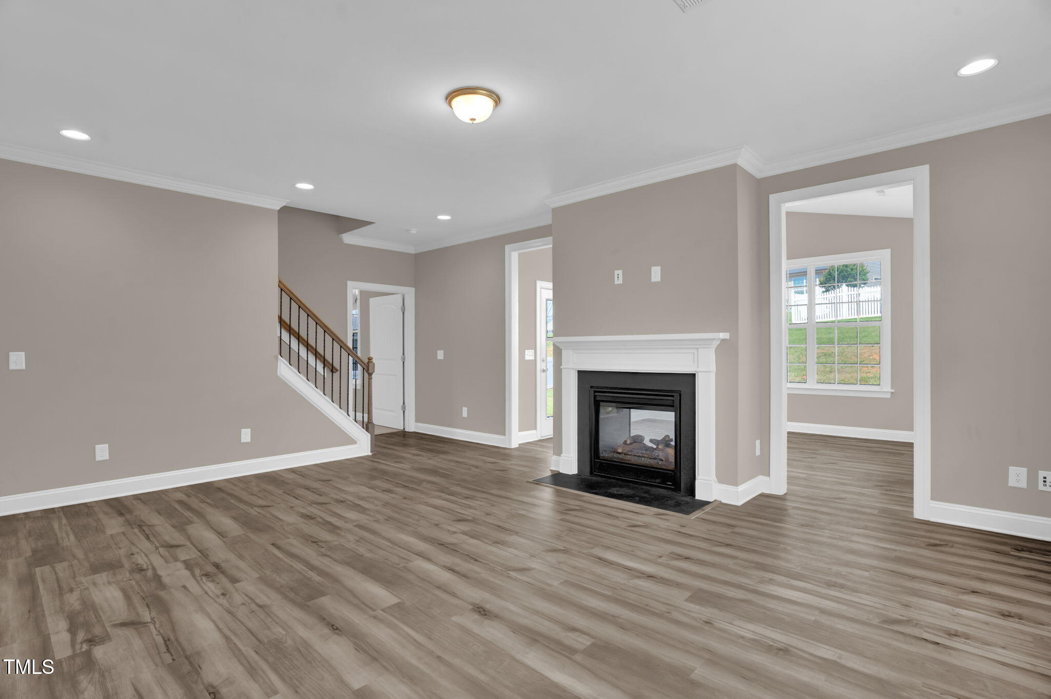 1085 Lobdale Court Property Photo 14