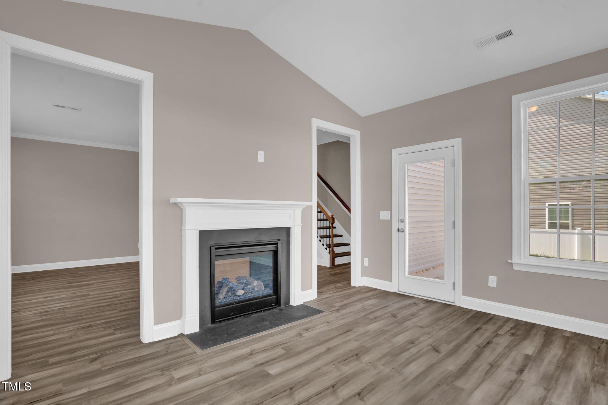 1085 Lobdale Court Property Photo 17