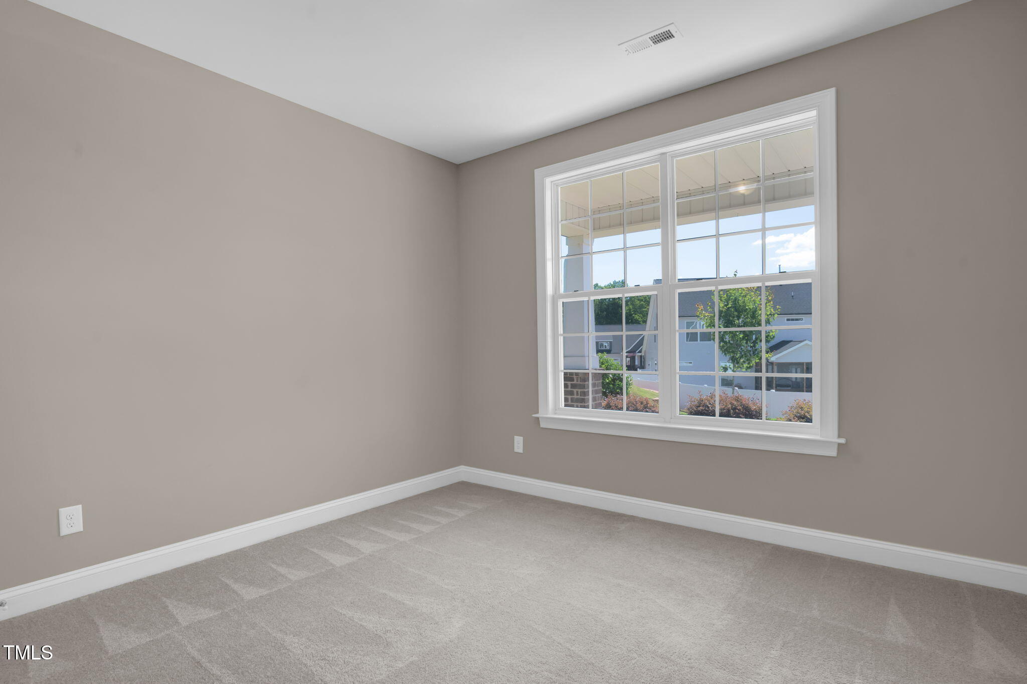 1085 Lobdale Court Property Photo 25