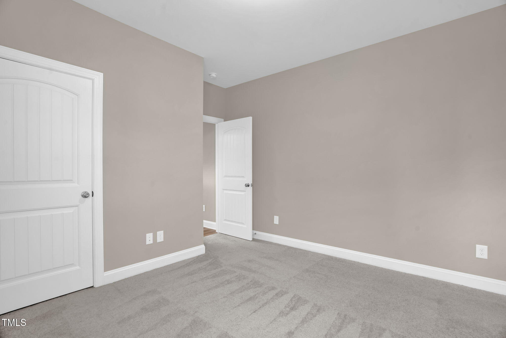 1085 Lobdale Court Property Photo 26