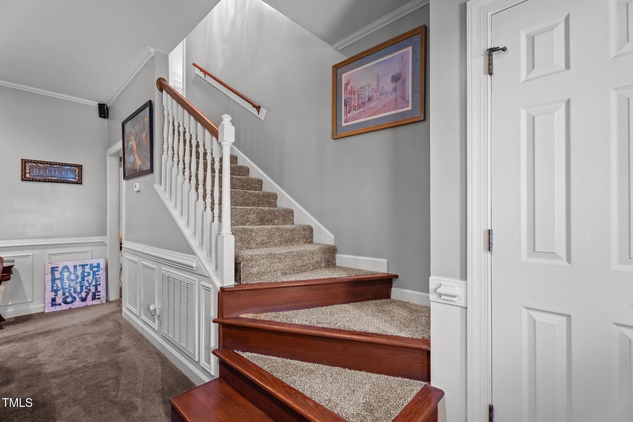 200 Mint Court Property Photo 9