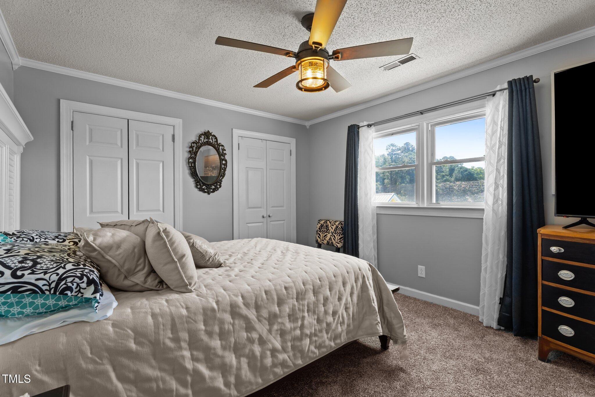 200 Mint Court Property Photo 16