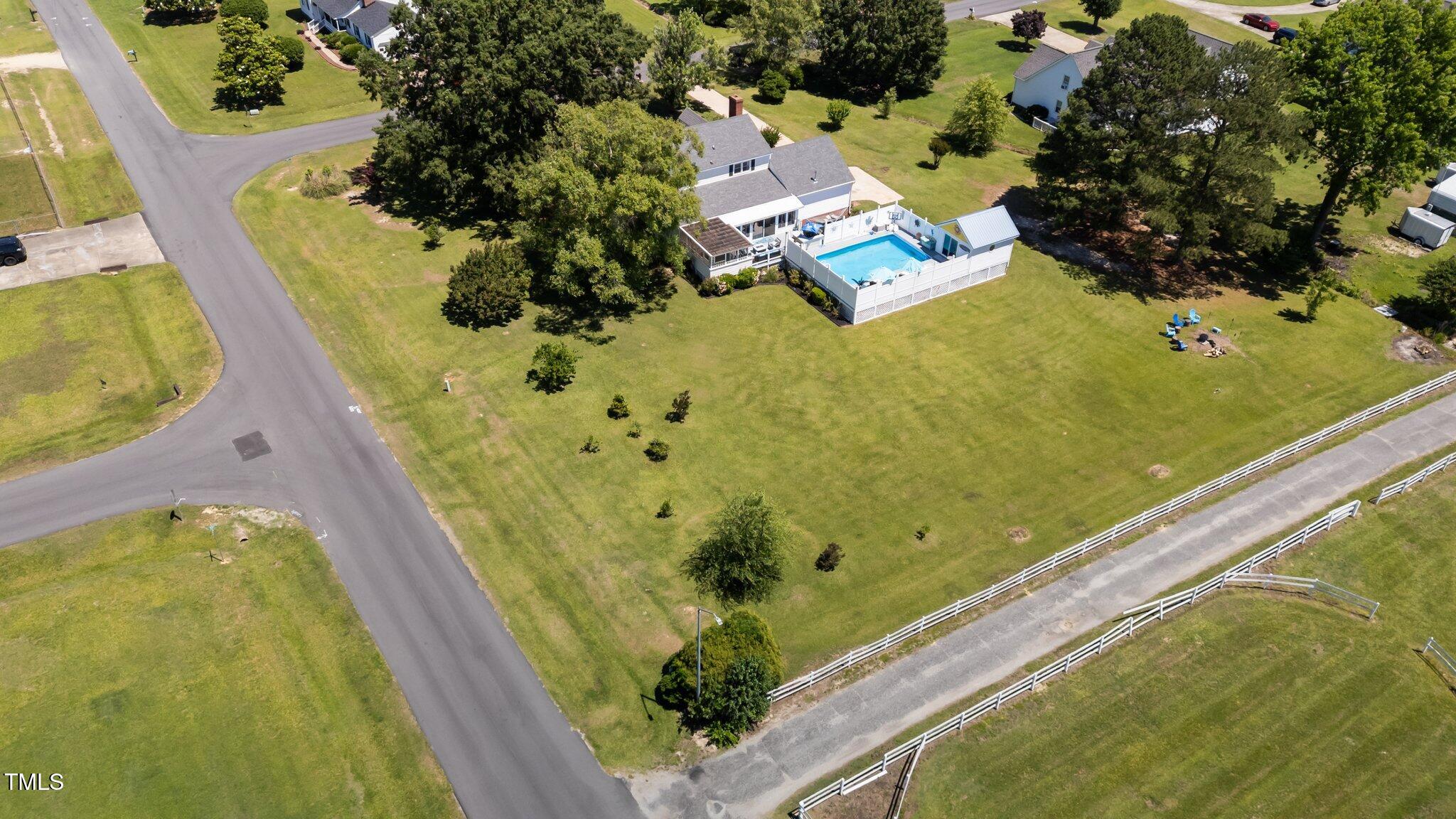 200 Mint Court Property Photo 30