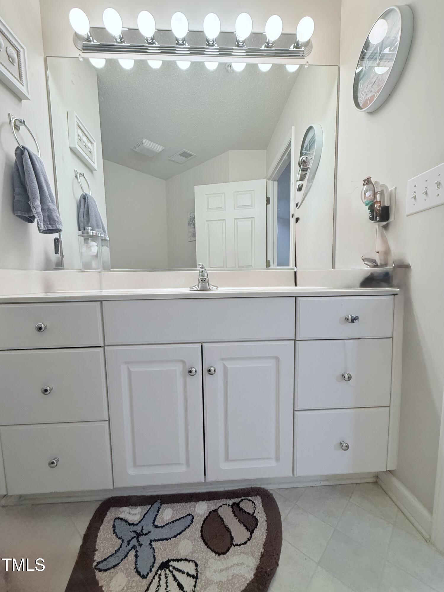 2221 Delaney Drive # 112 Property Photo 22