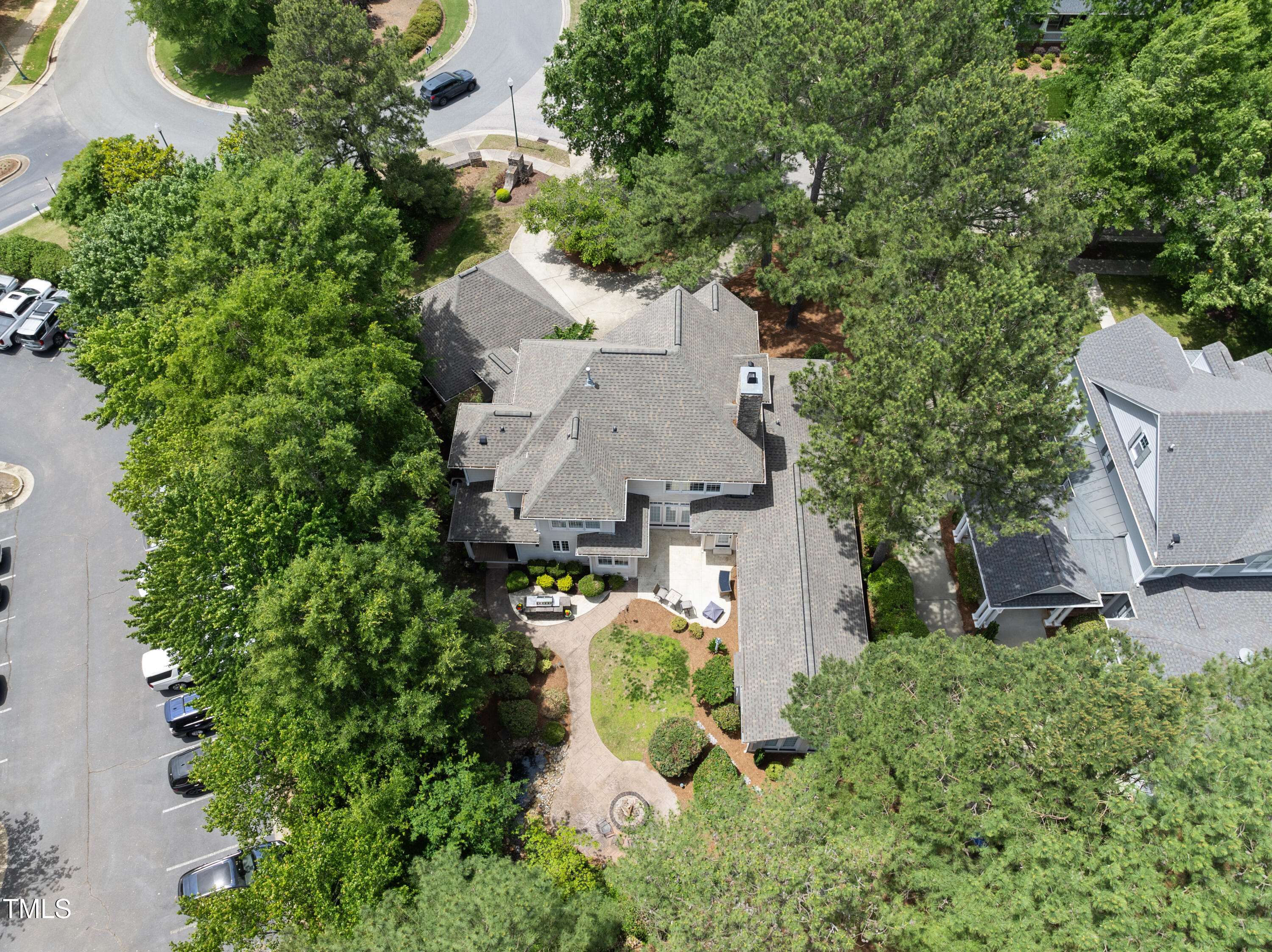 1300 Heritage Club Avenue Property Photo 20