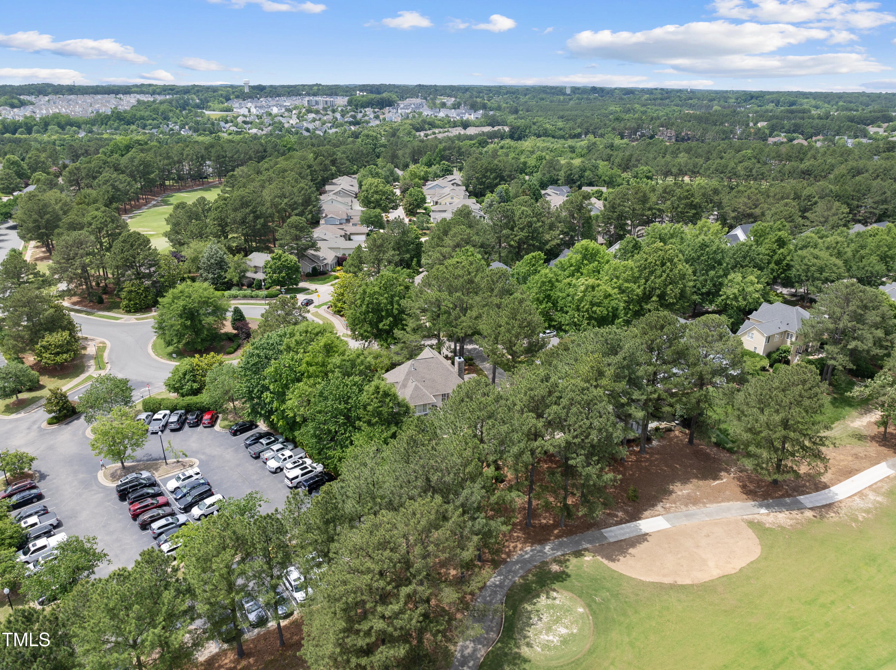 1300 Heritage Club Avenue Property Photo 25