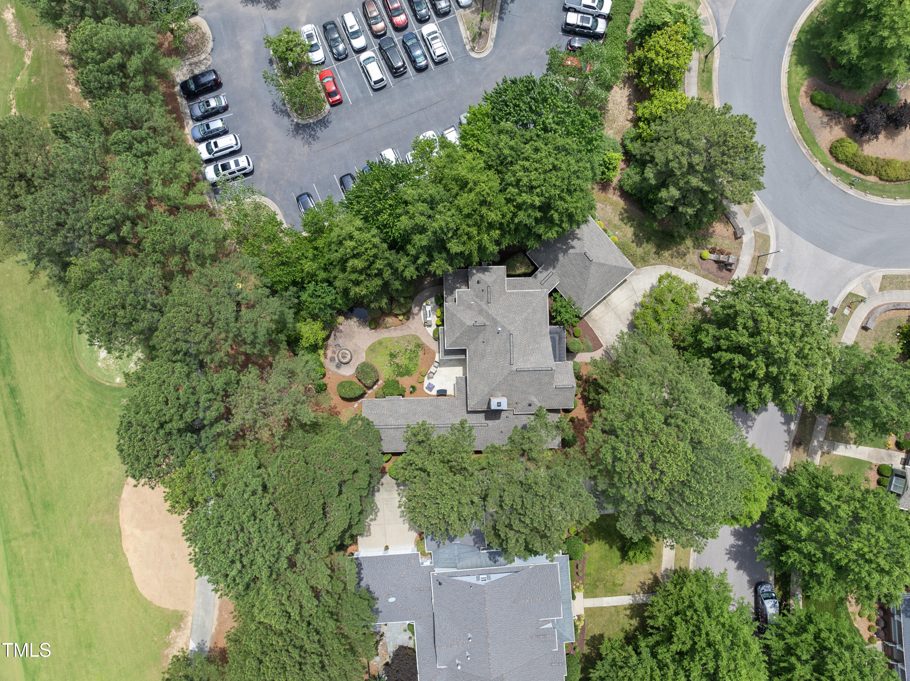 1300 Heritage Club Avenue Property Photo 27