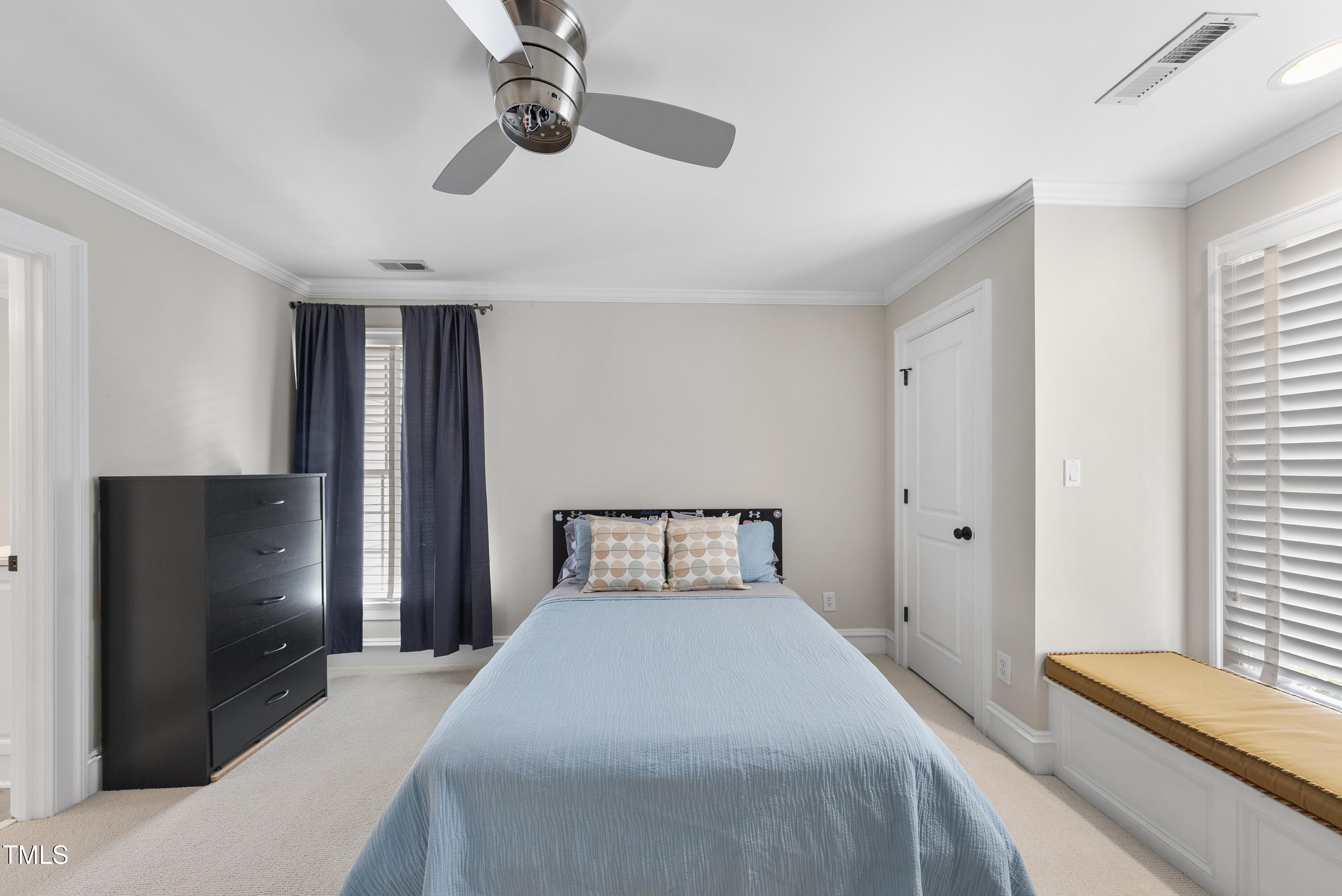 1300 Heritage Club Avenue Property Photo 77