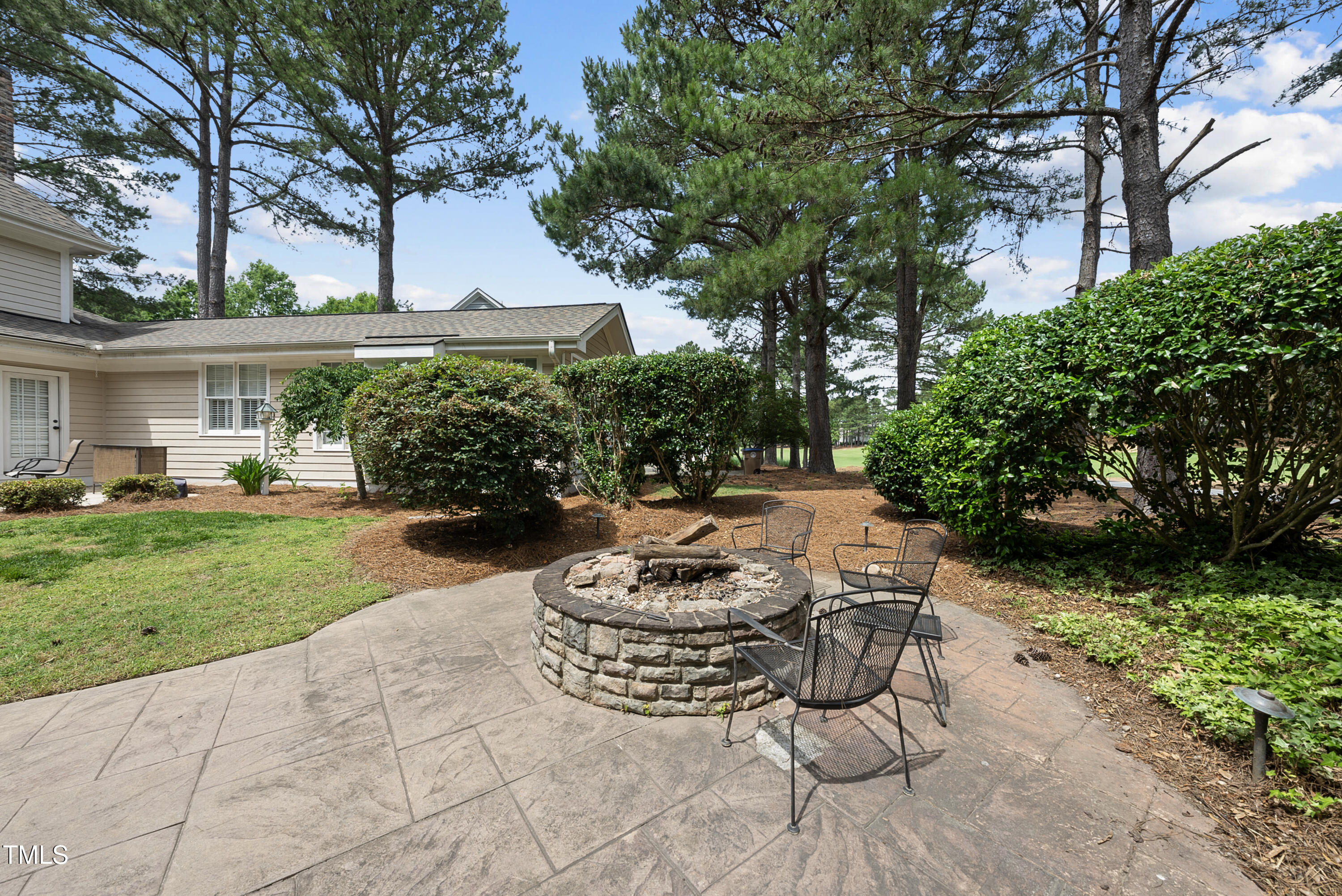 1300 Heritage Club Avenue Property Photo 84