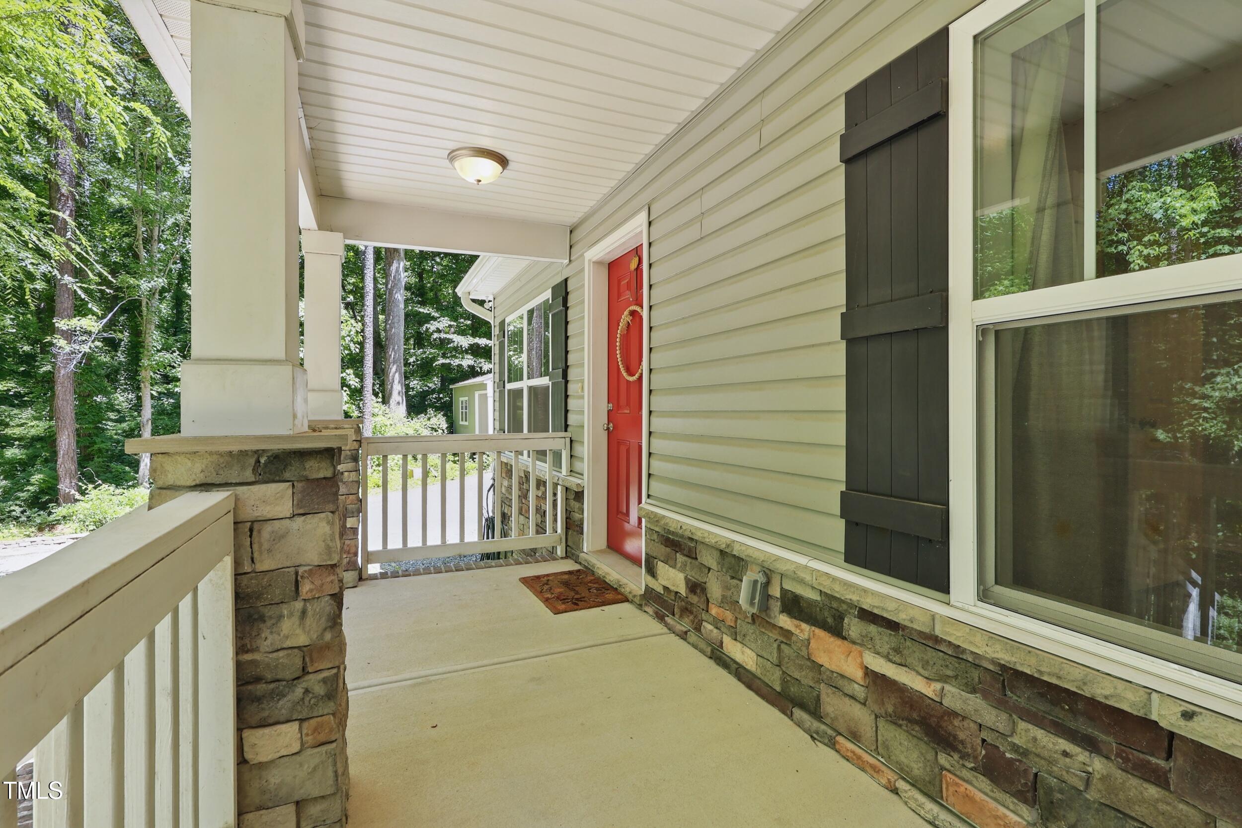 305 Old School Road Property Photo 4