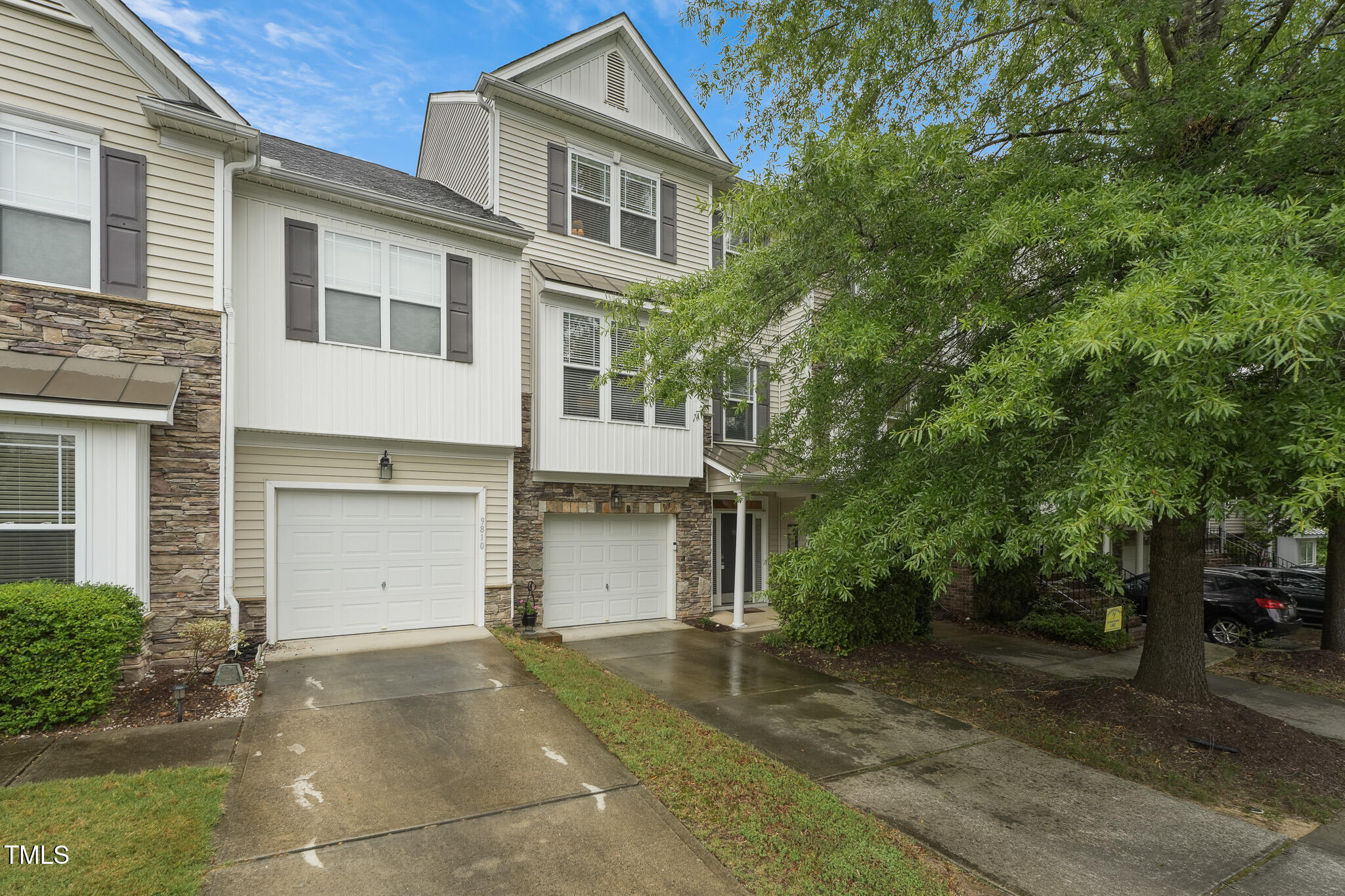 9808 Rainsong Drive Property Photo 1