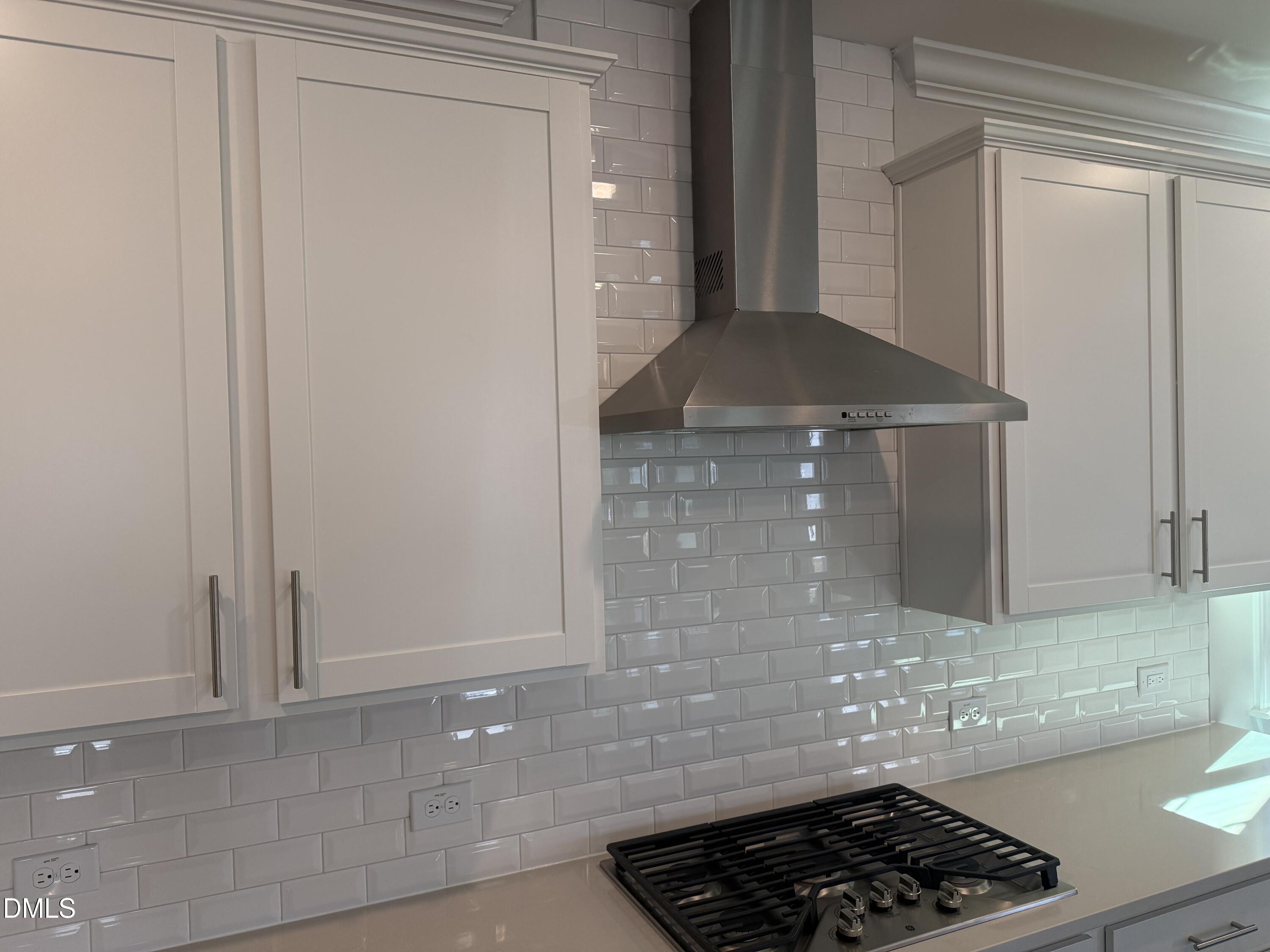 2912 Ocean Sunrise Drive Property Photo 5