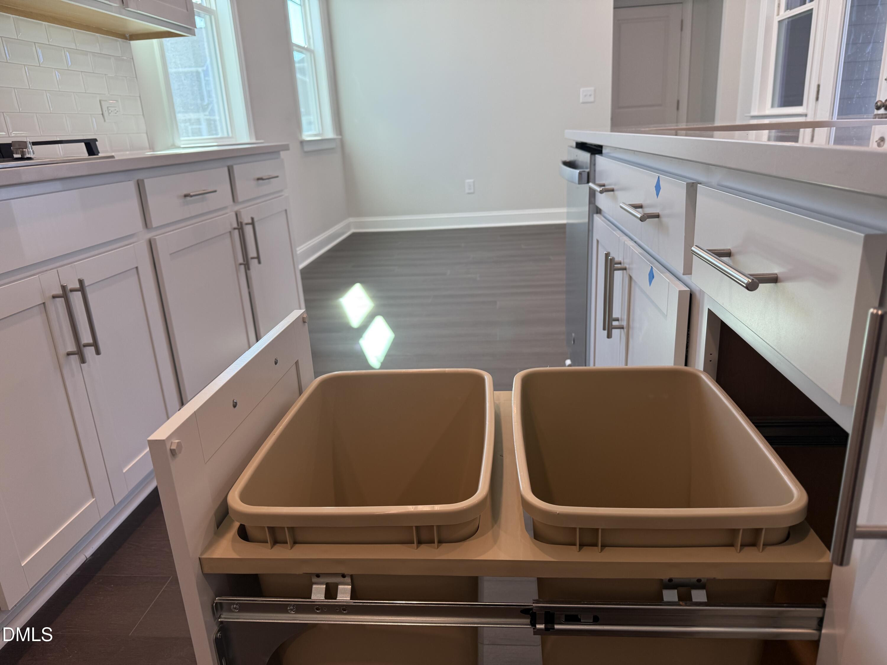 2912 Ocean Sunrise Drive Property Photo 8