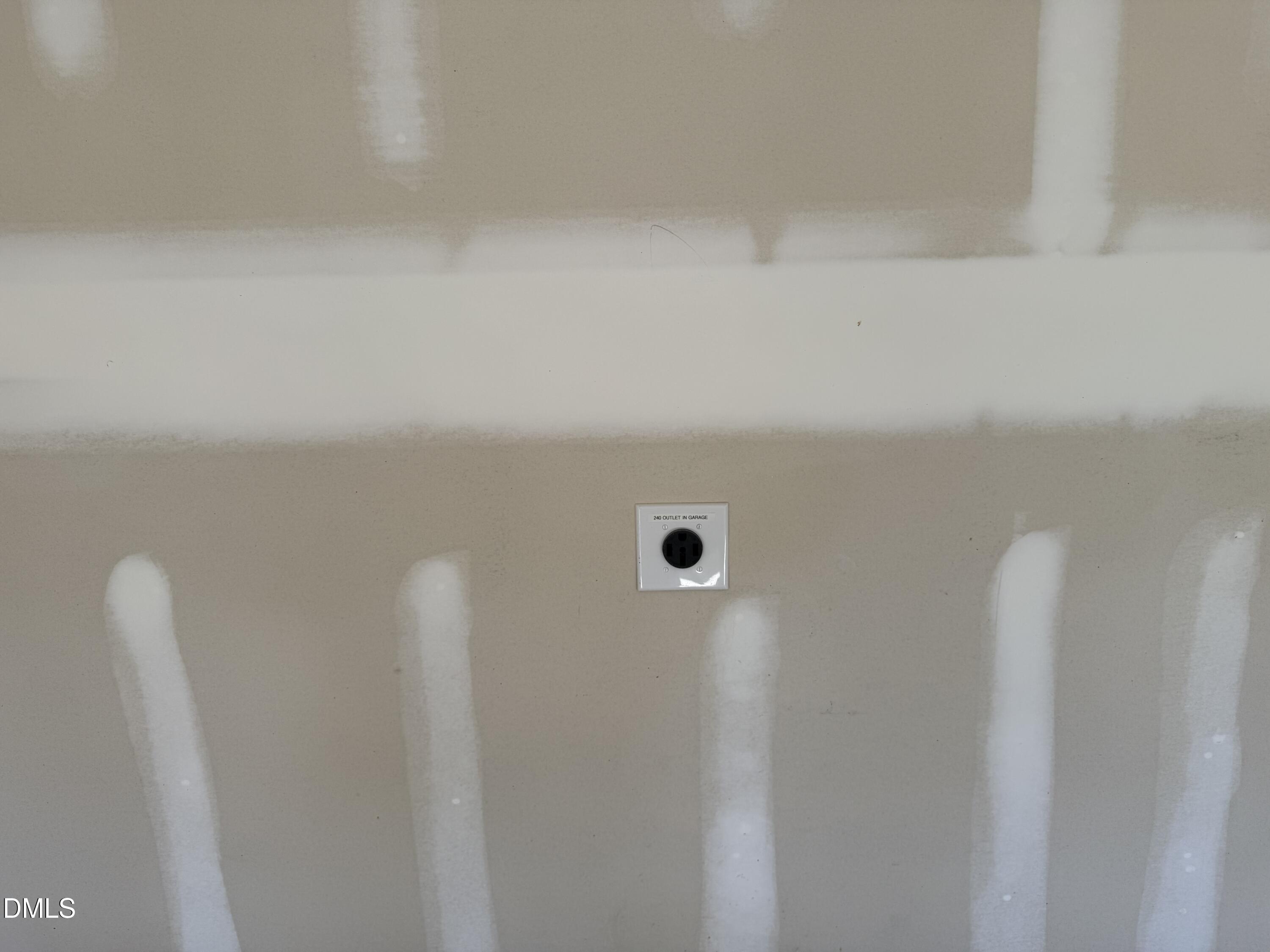 2912 Ocean Sunrise Drive Property Photo 14