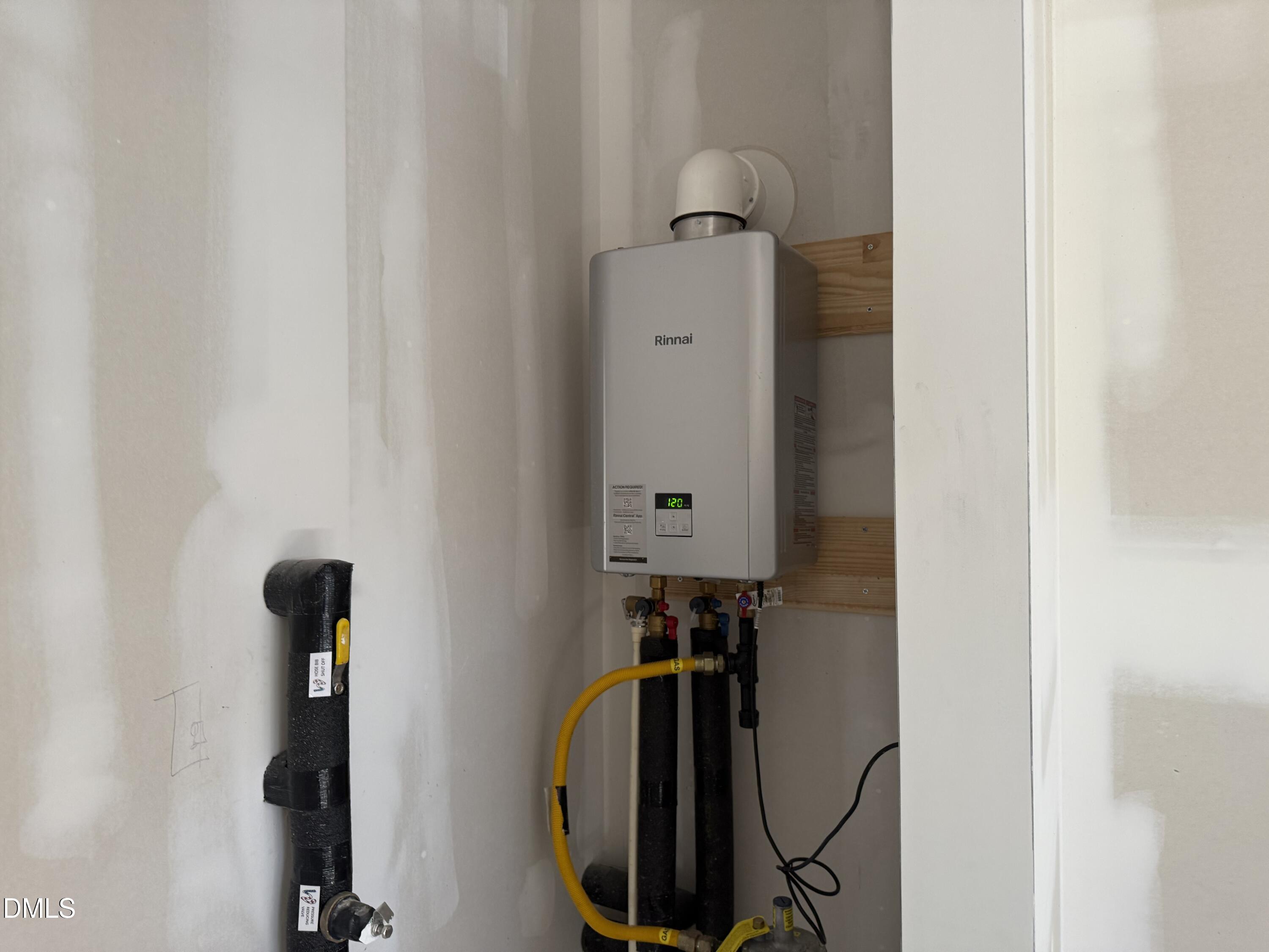 2912 Ocean Sunrise Drive Property Photo 15