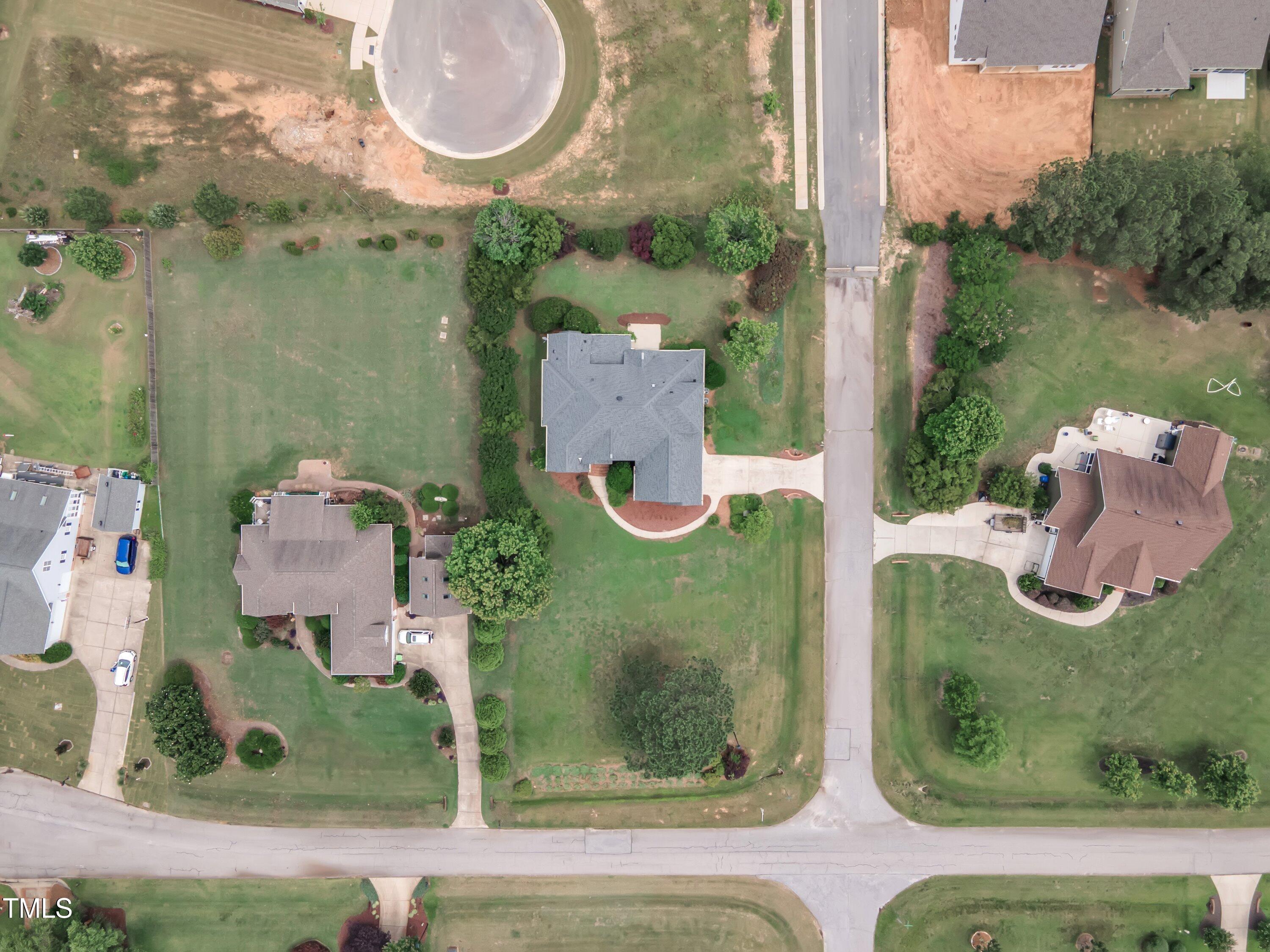 7800 Twin Pines Way Property Photo 78