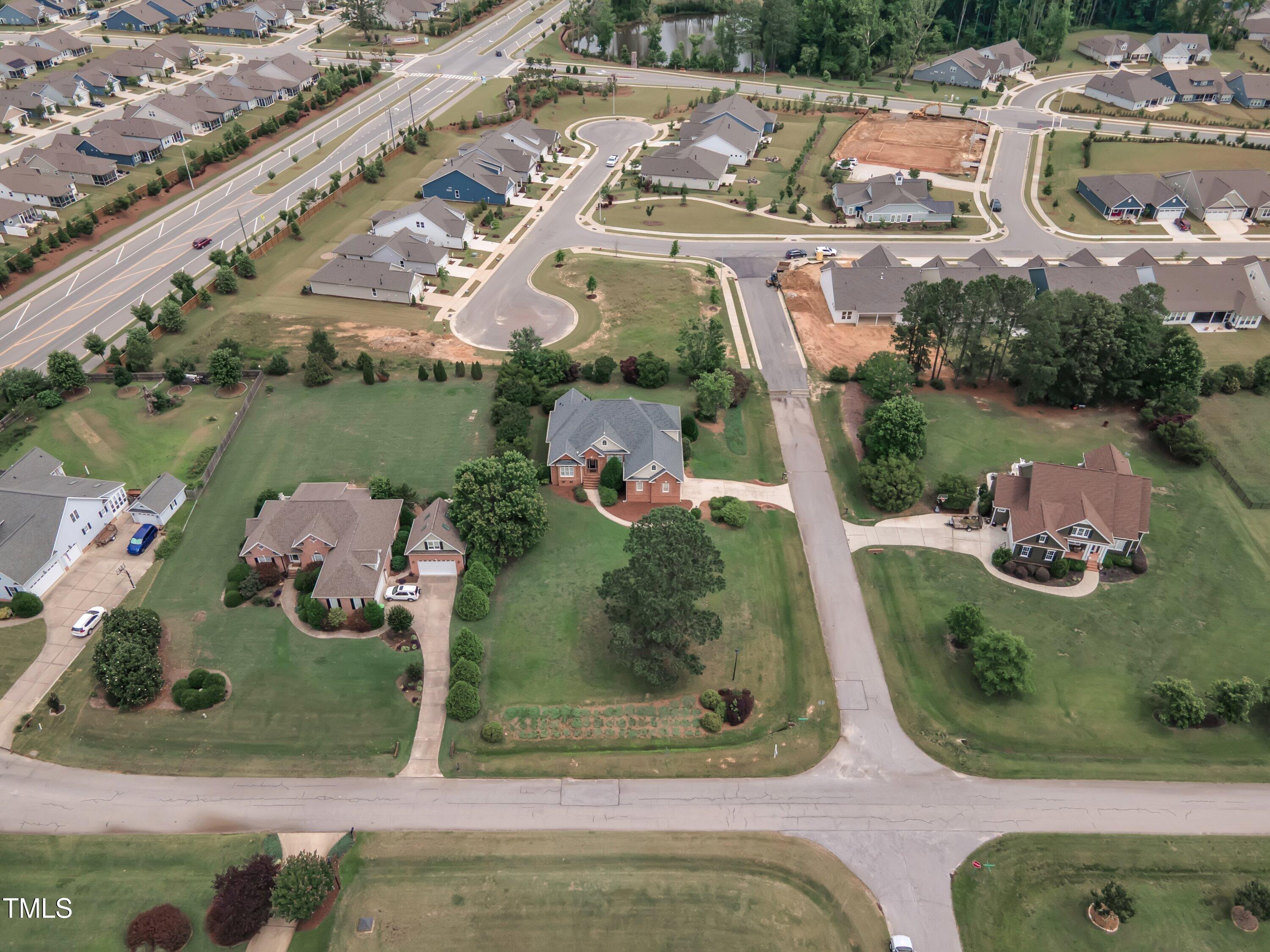 7800 Twin Pines Way Property Photo 79