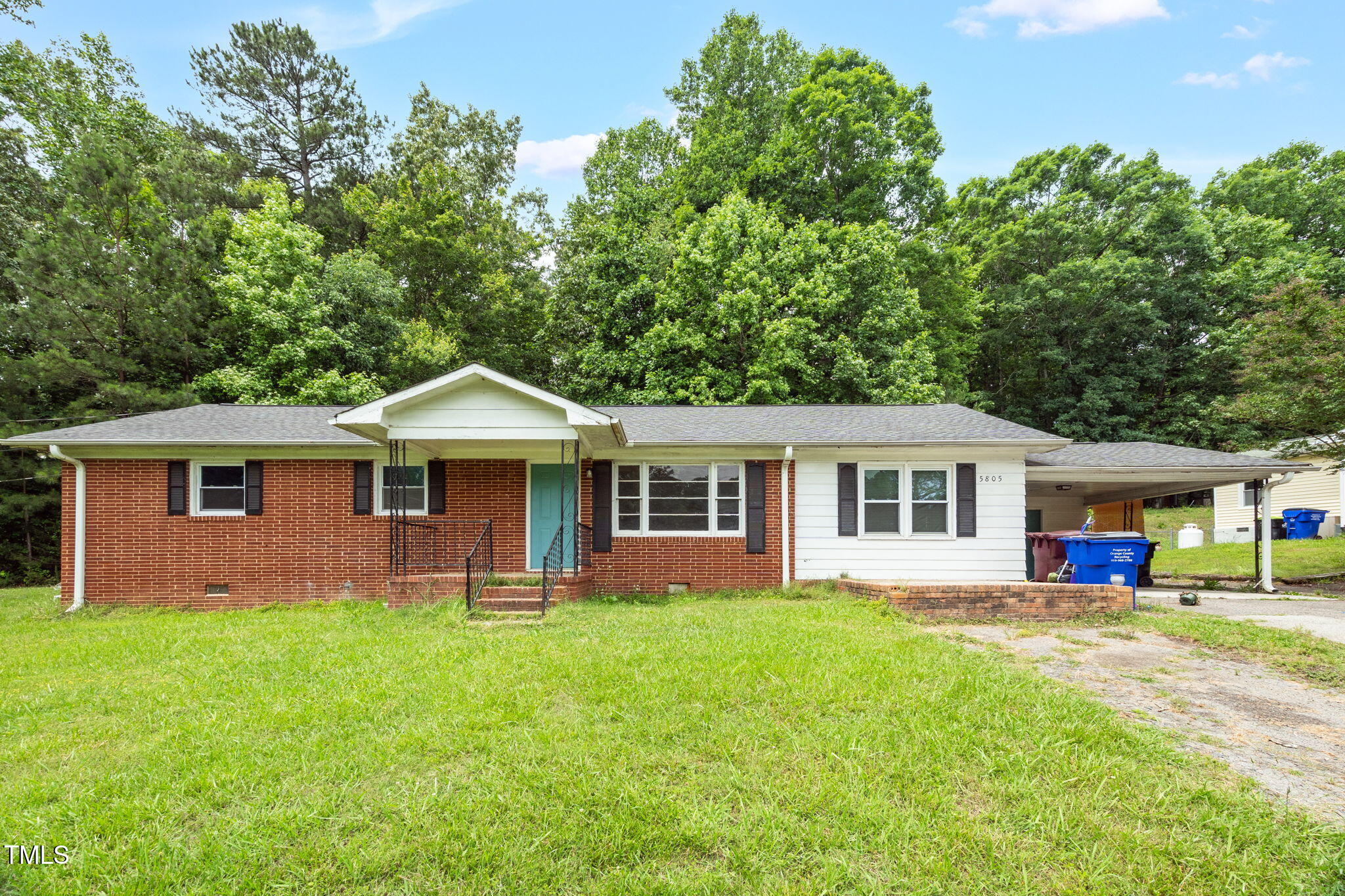 5805 Craig Road Property Photo 1