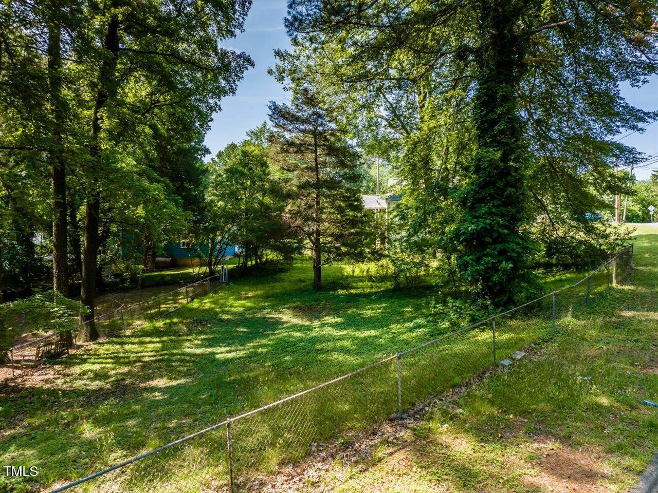 1614 Greenbriar Road Property Photo 5