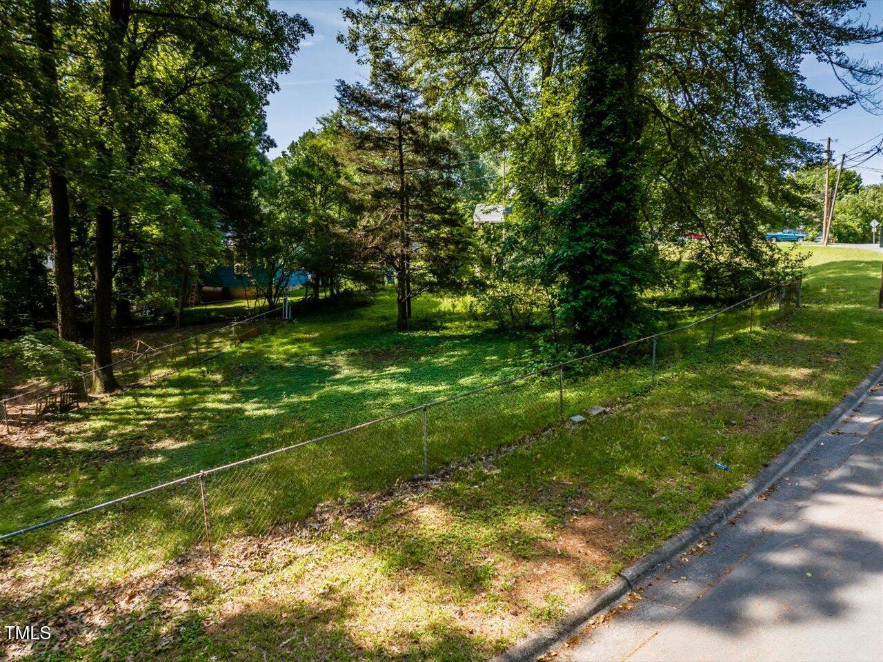 1614 Greenbriar Road Property Photo 6