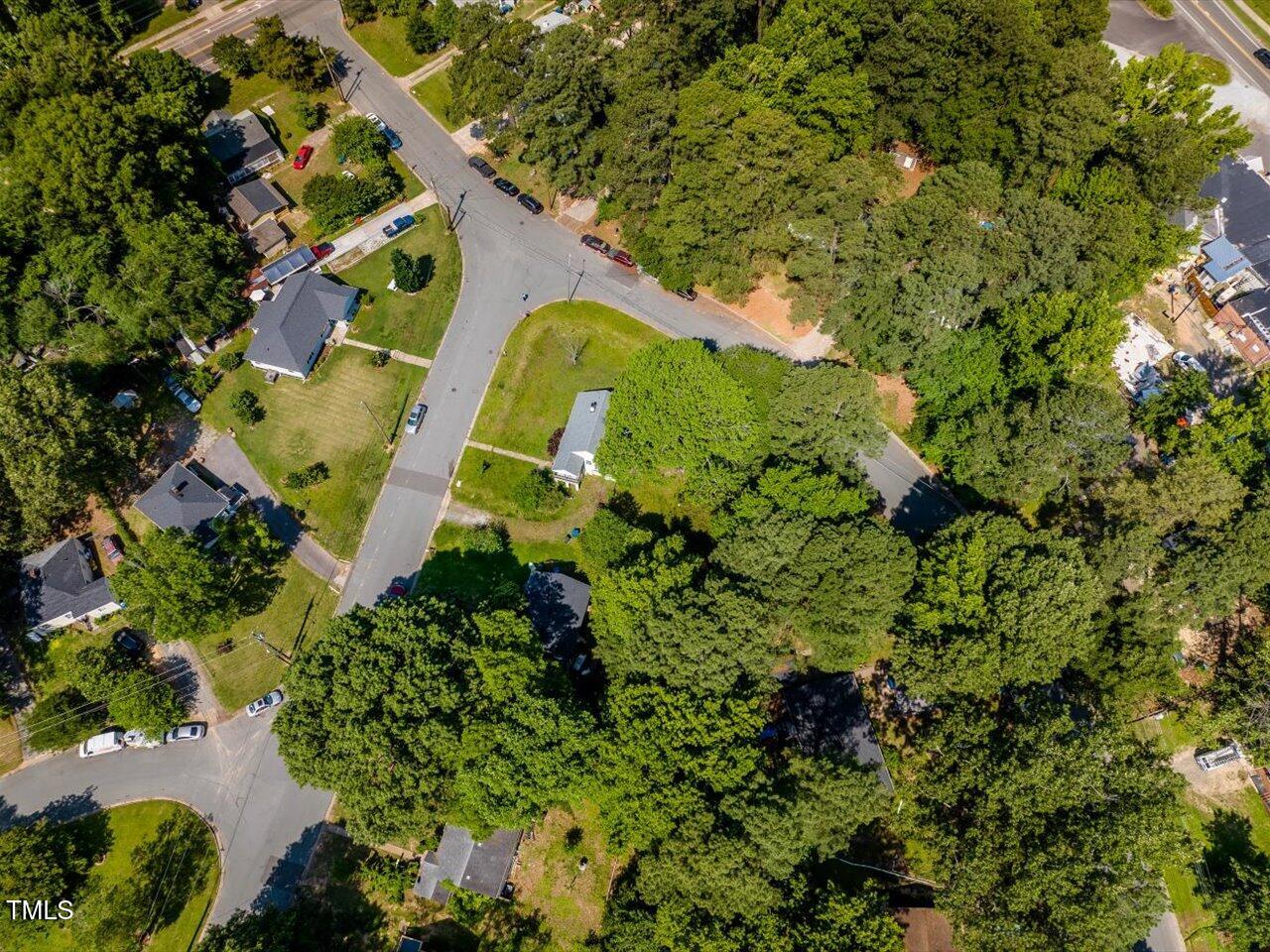 1614 Greenbriar Road Property Photo 25