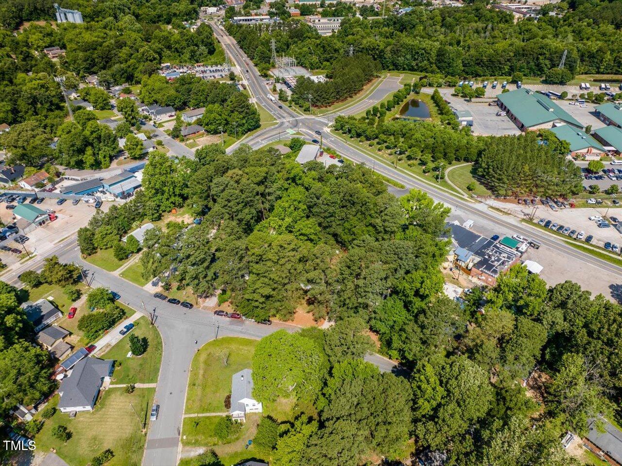 1614 Greenbriar Road Property Photo 29