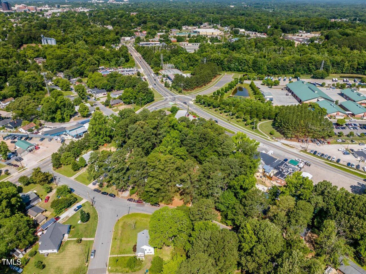 1614 Greenbriar Road Property Photo 31