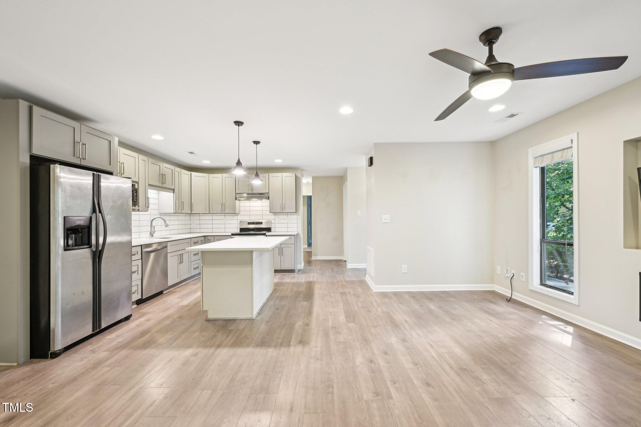 124 Twin Oaks Place Property Photo 10