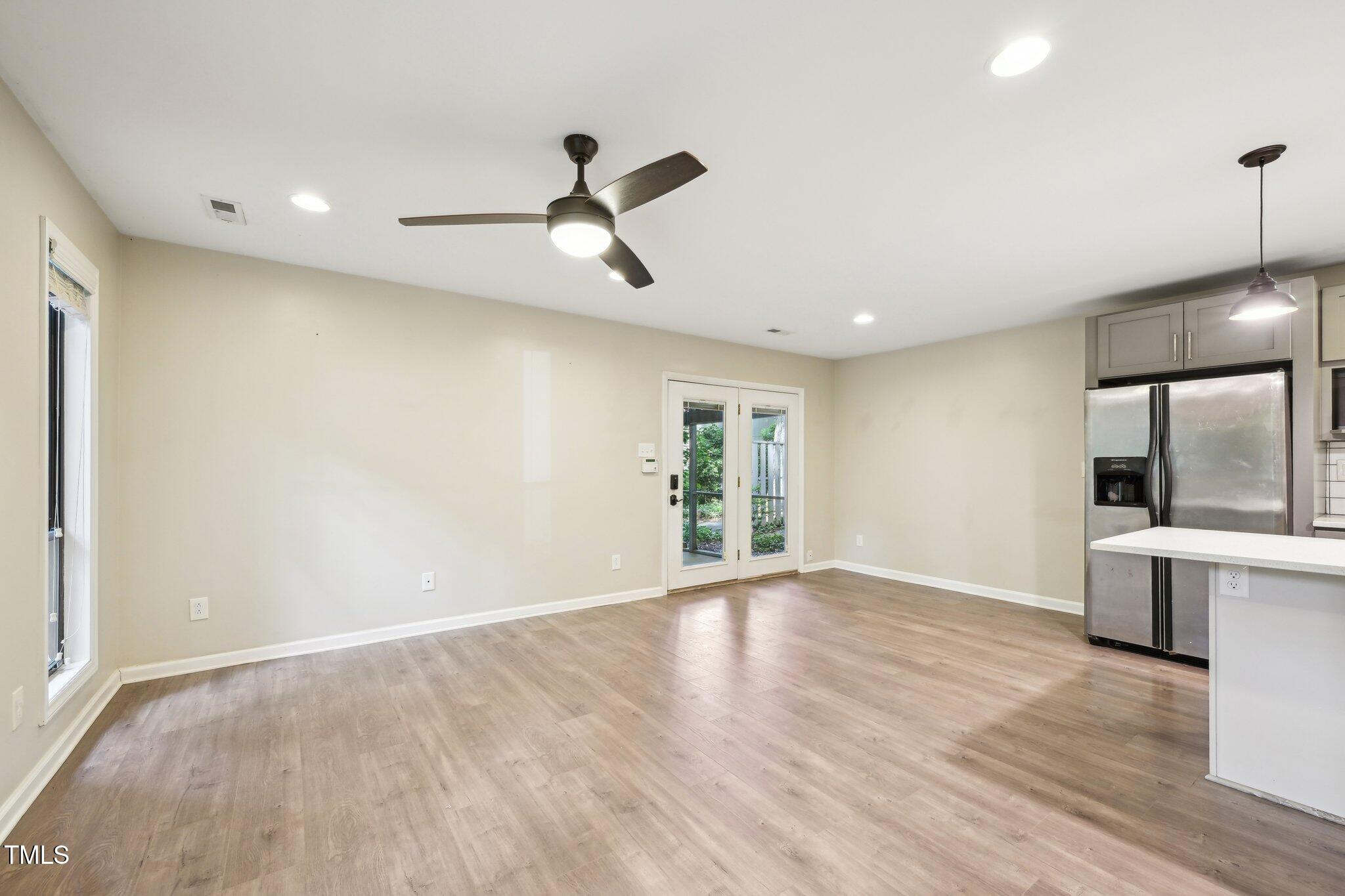 124 Twin Oaks Place Property Photo 19