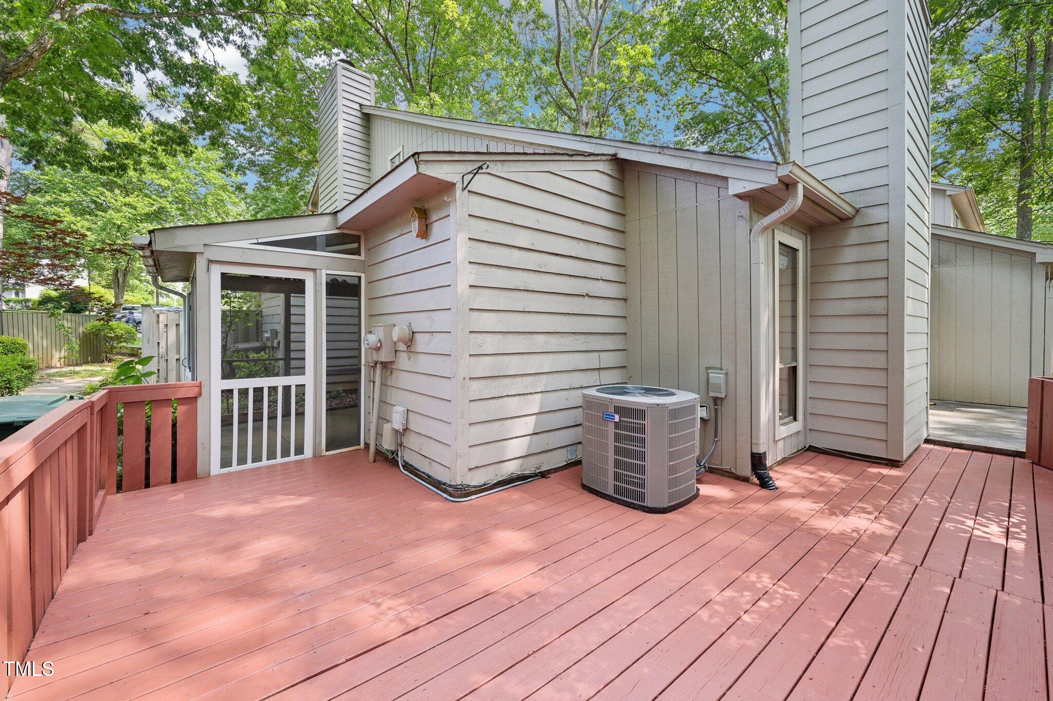 124 Twin Oaks Place Property Photo 36