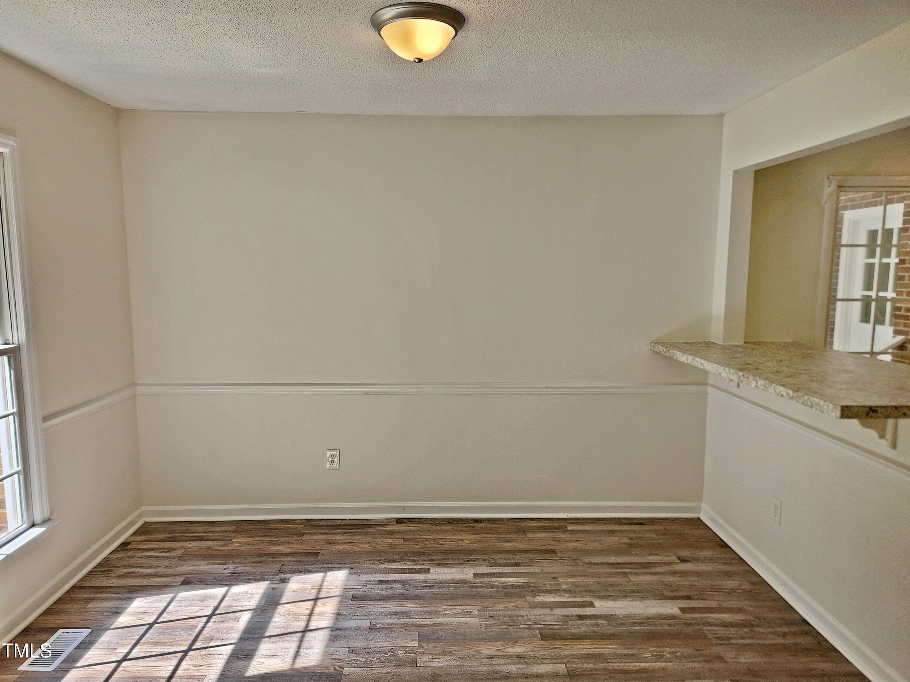 5614 Skyline Drive Property Photo 13