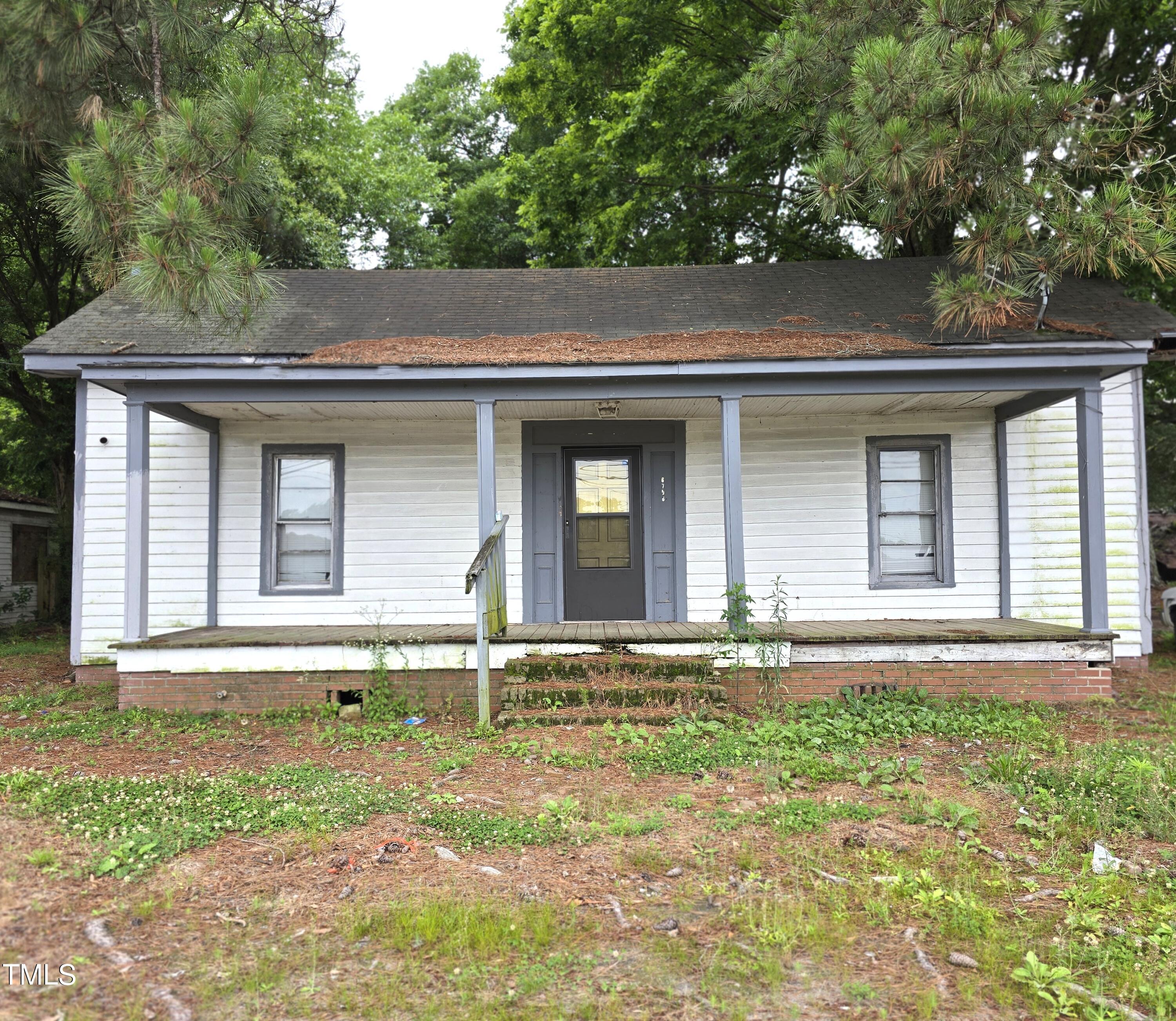 6756 E Main Street Property Photo 1