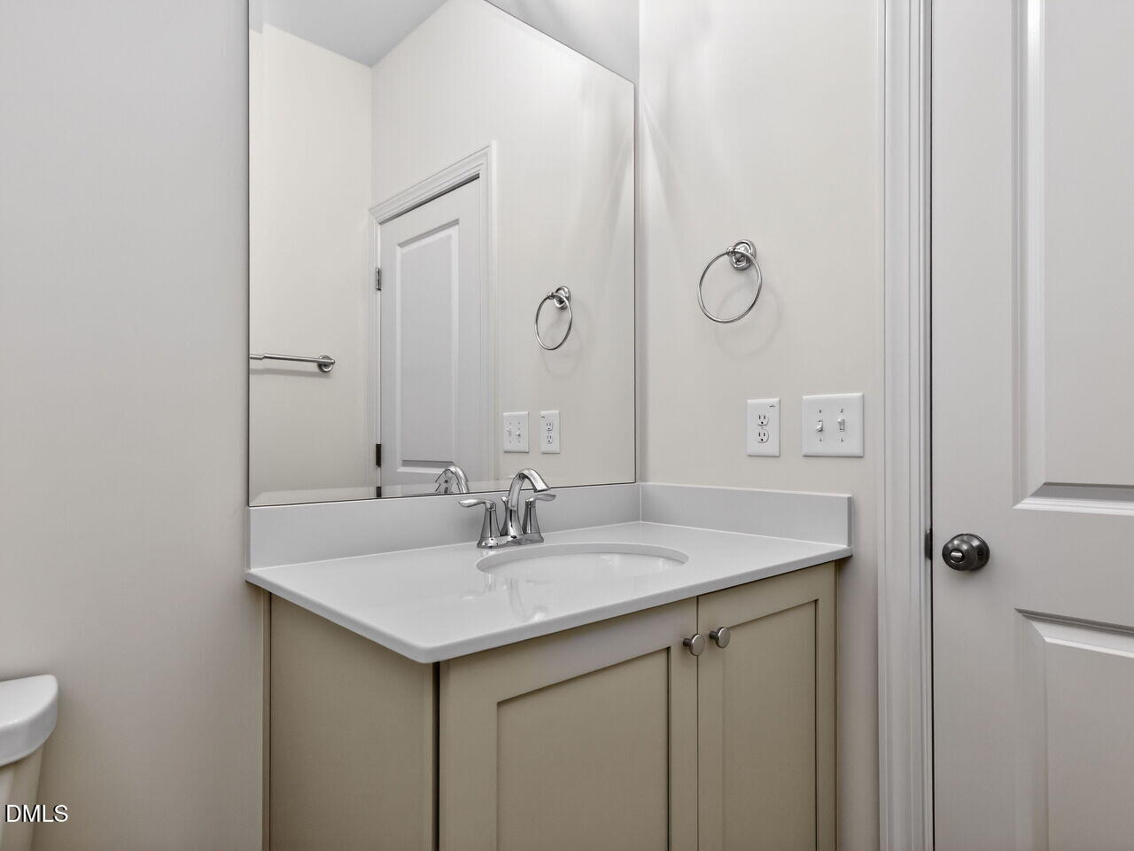 1011 Coldspring Circle Property Photo 32