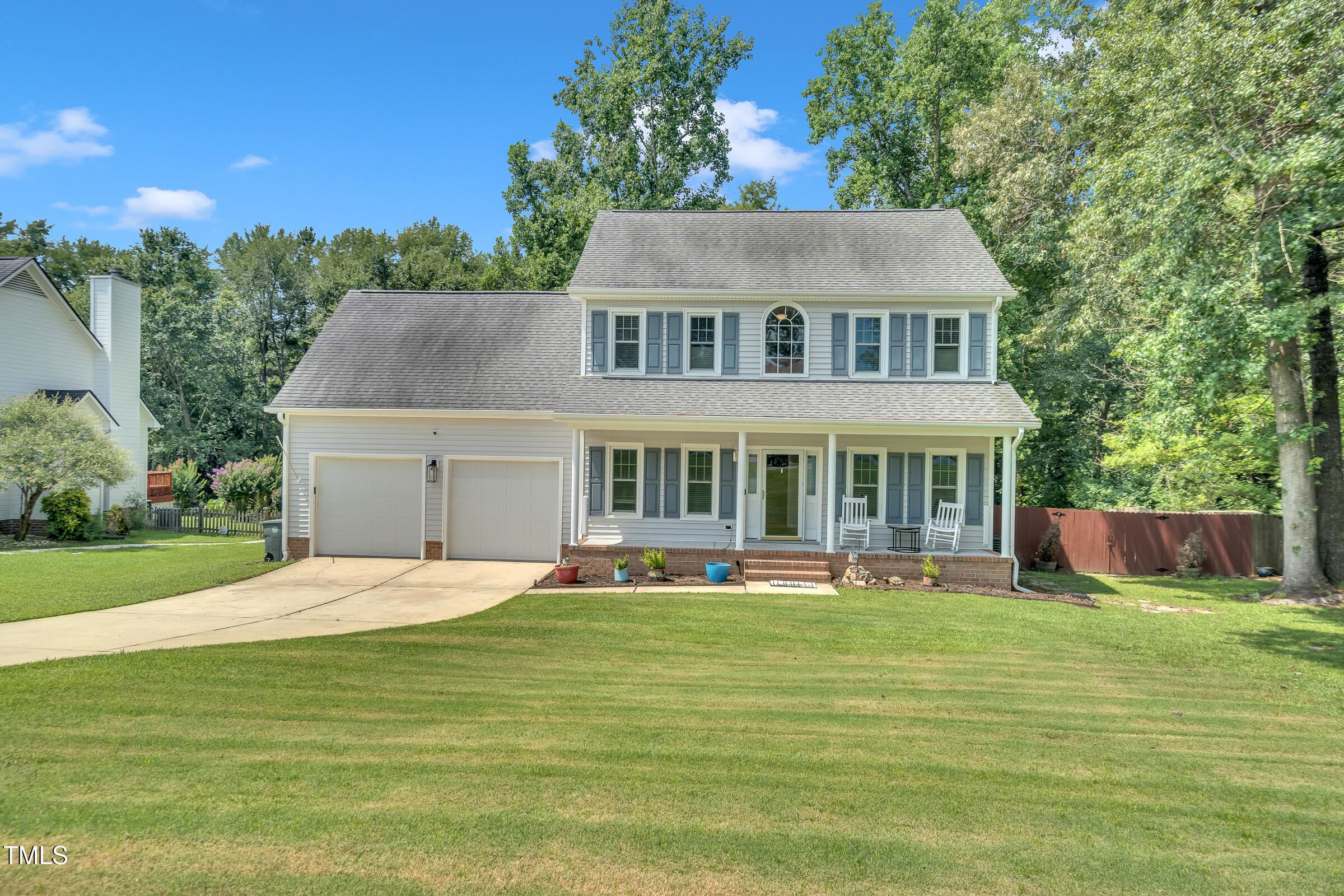 1520 Grassy Branch Drive Property Photo 1