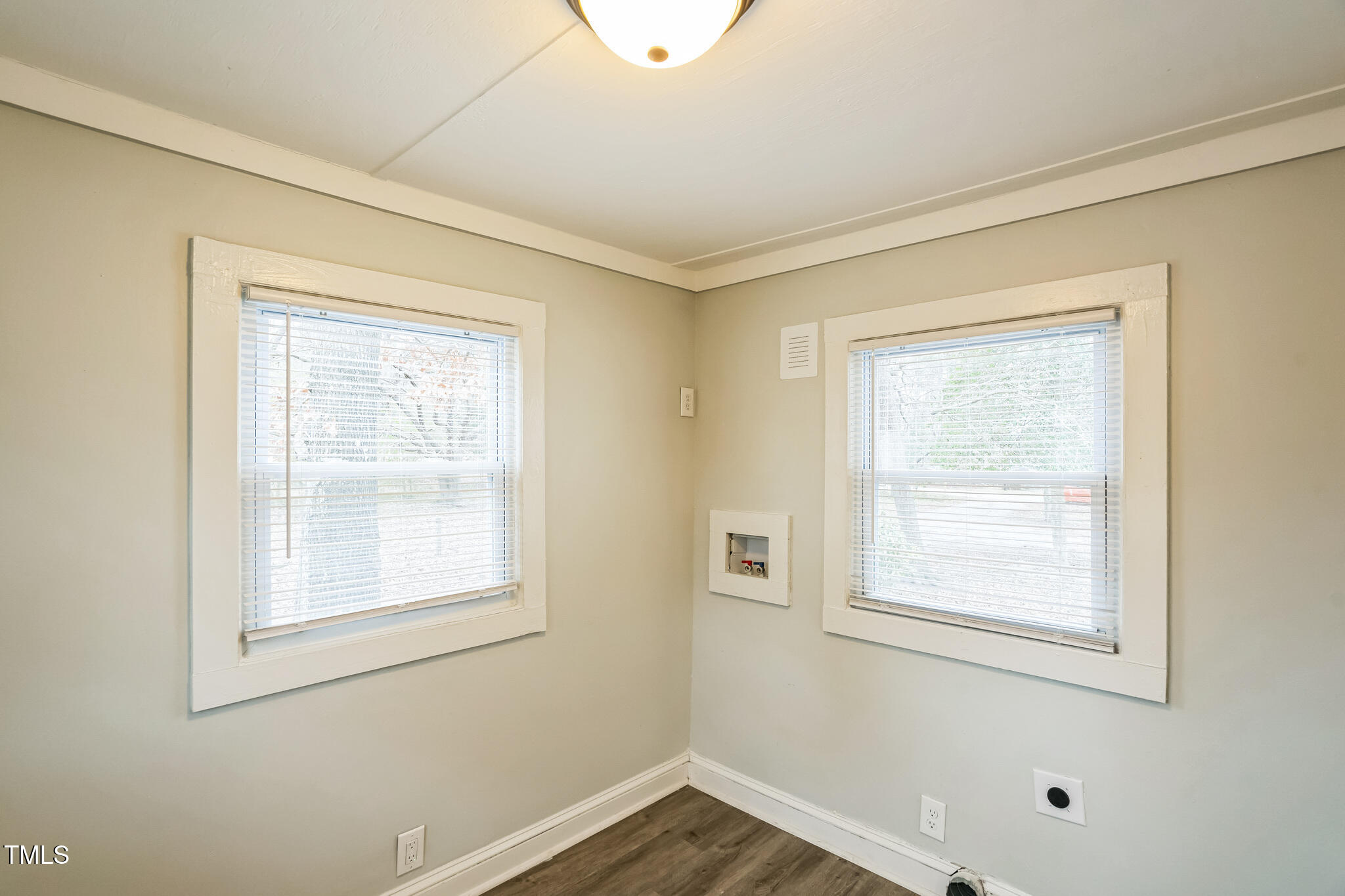 2400 Dorety Place Property Photo 19