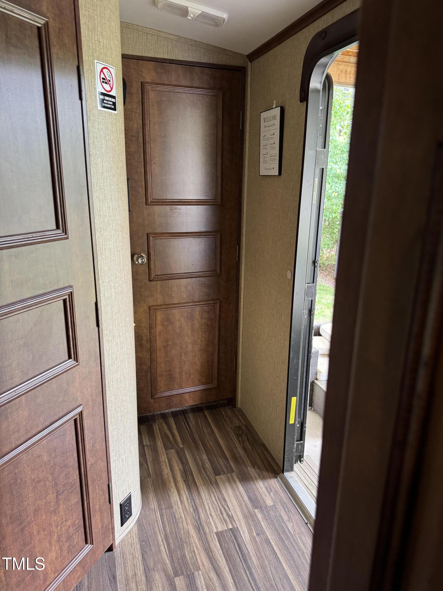 1481-1483 Sagamore Property Photo 8