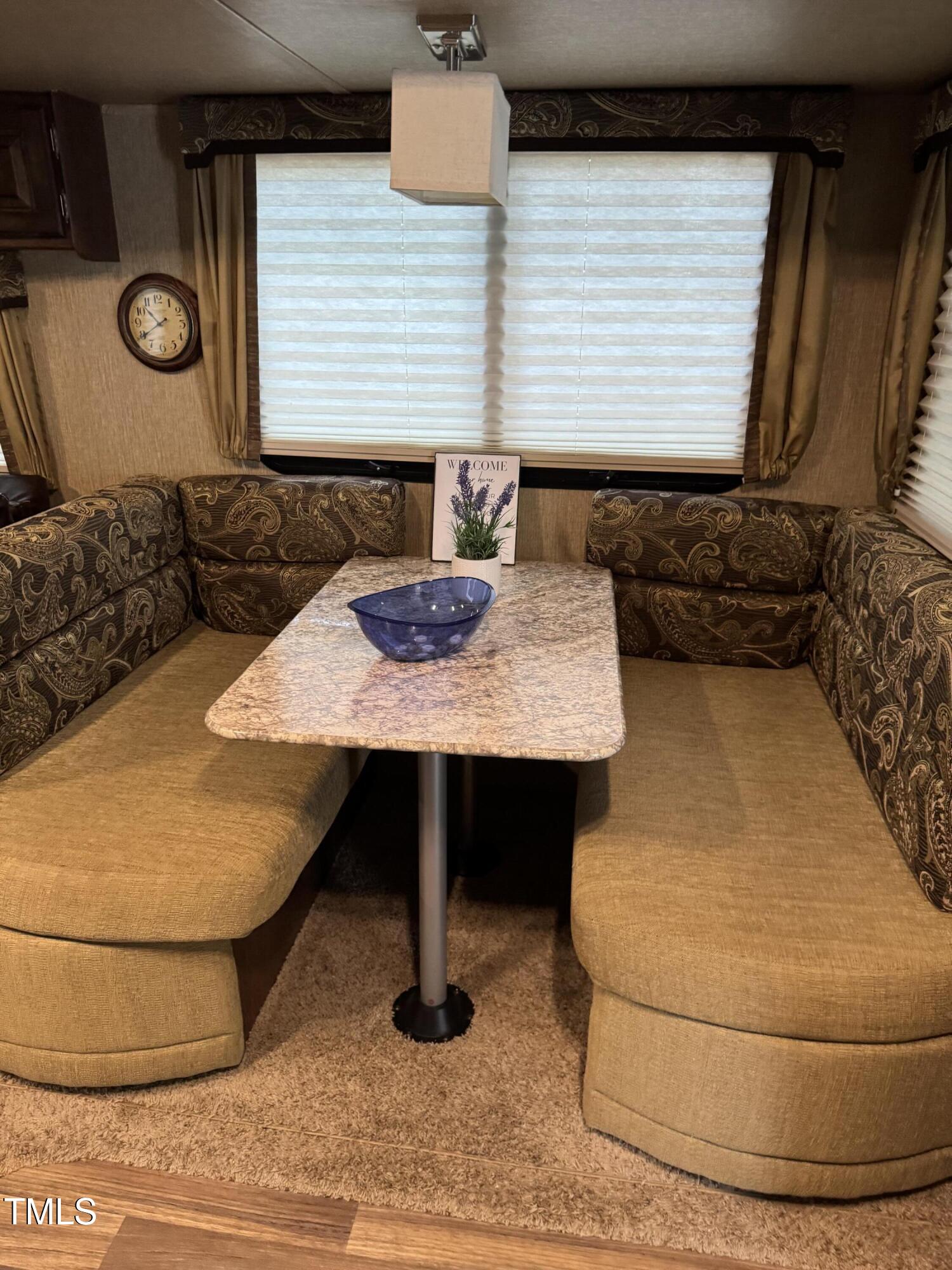 1481-1483 Sagamore Property Photo 10