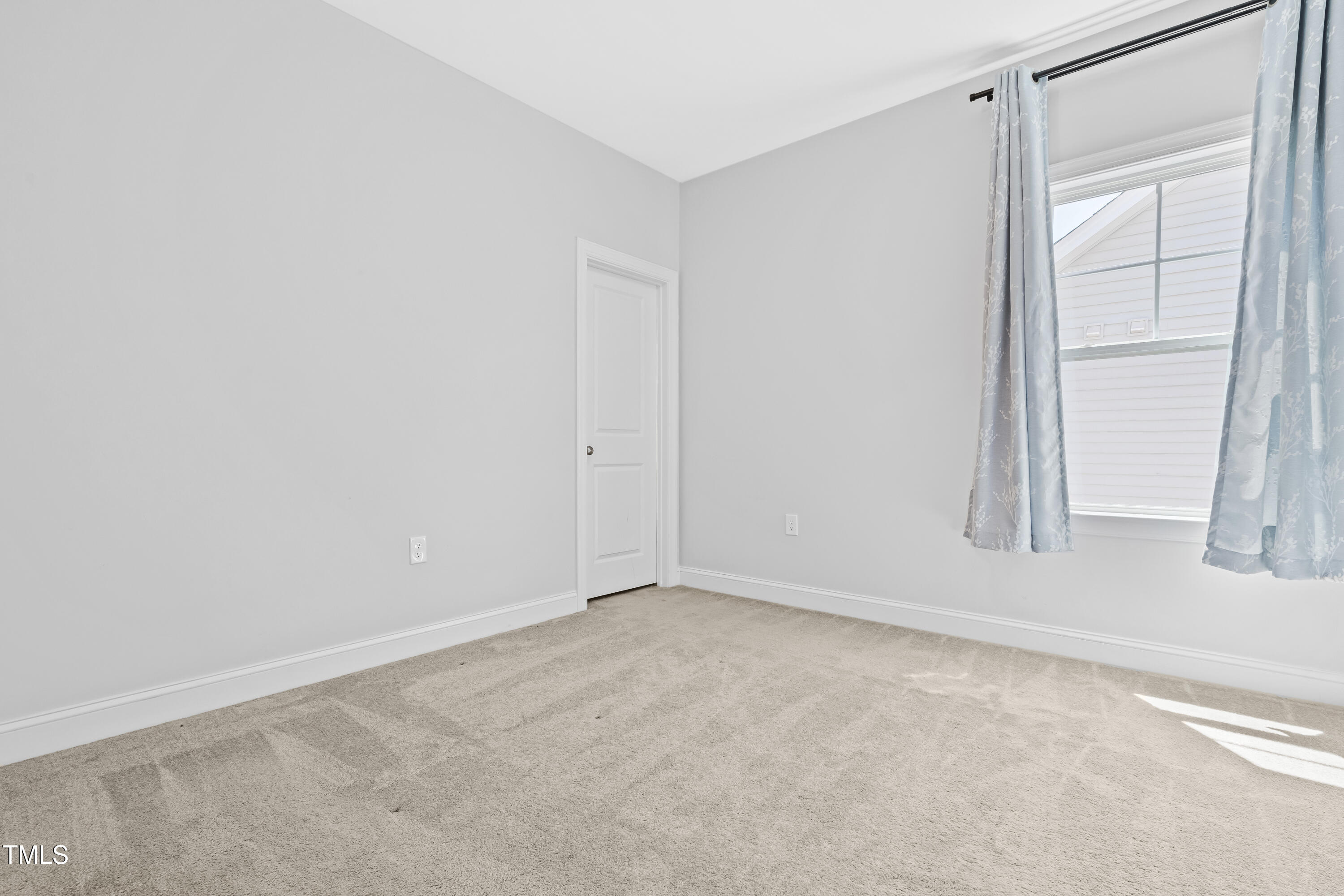 270 Trailing Blf Way Property Photo 27