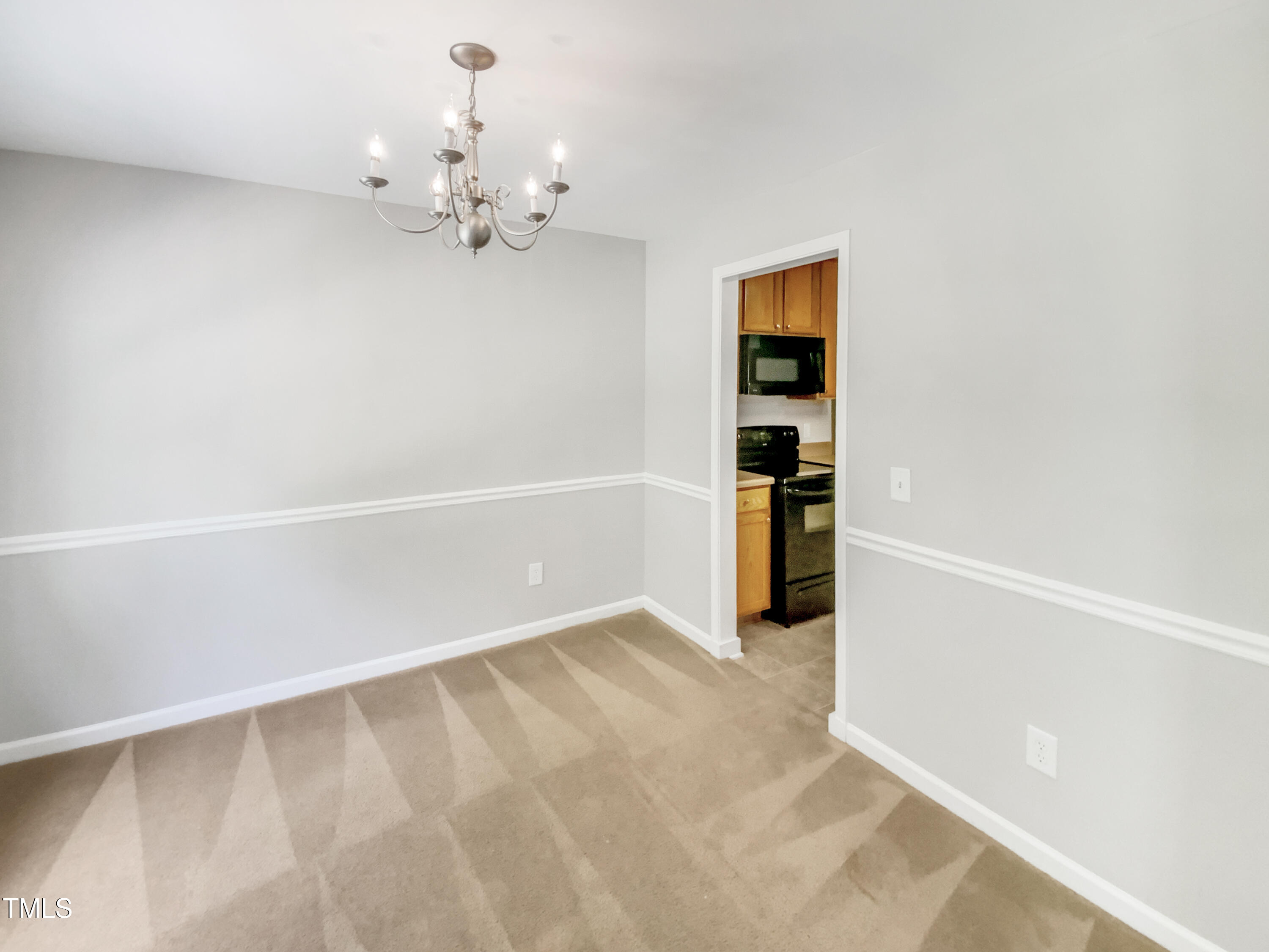 735 Sycamore Springs Drive Property Photo 12
