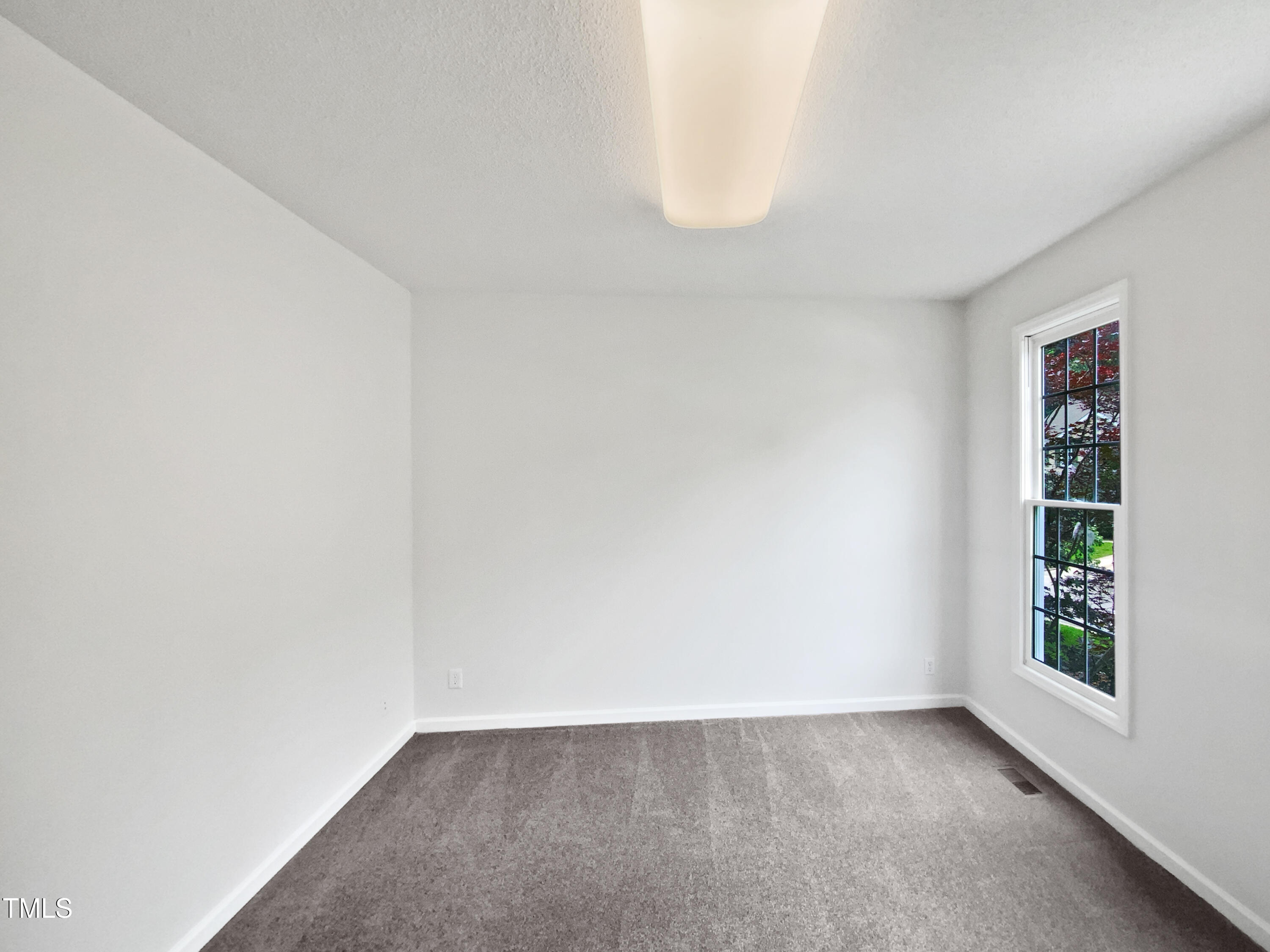 120 Point Harbor Drive Property Photo 10
