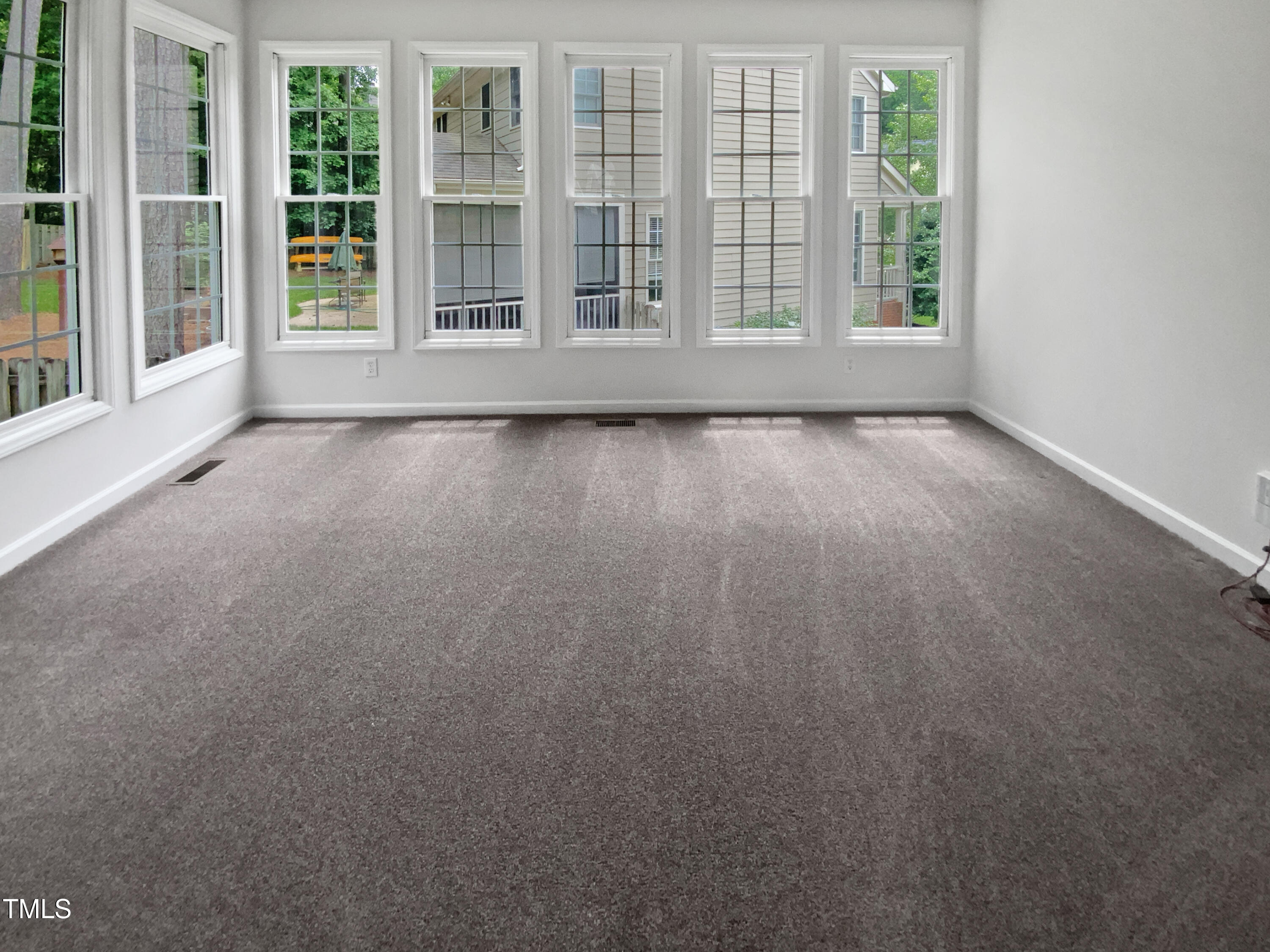 120 Point Harbor Drive Property Photo 12