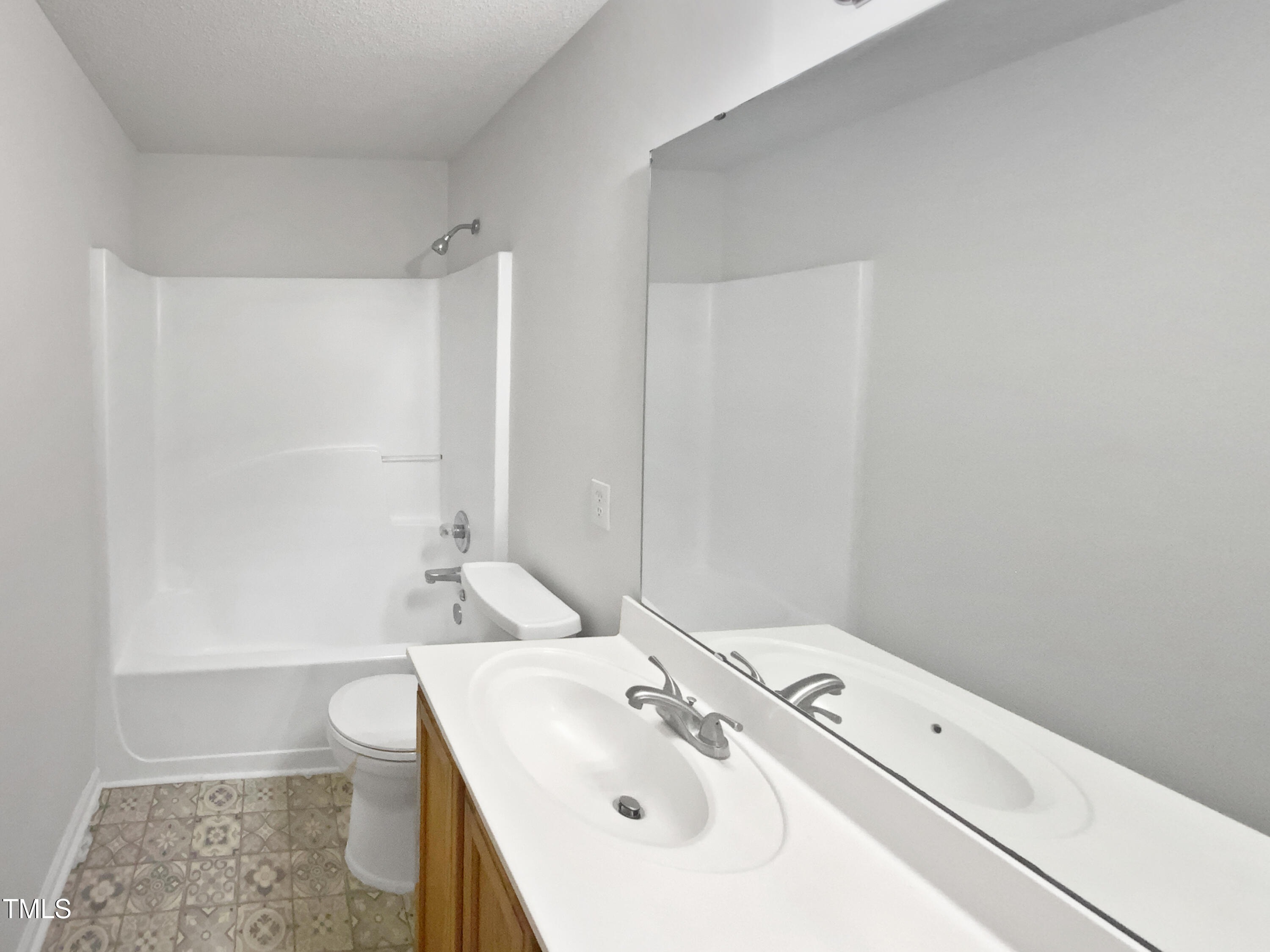 120 Point Harbor Drive Property Photo 18