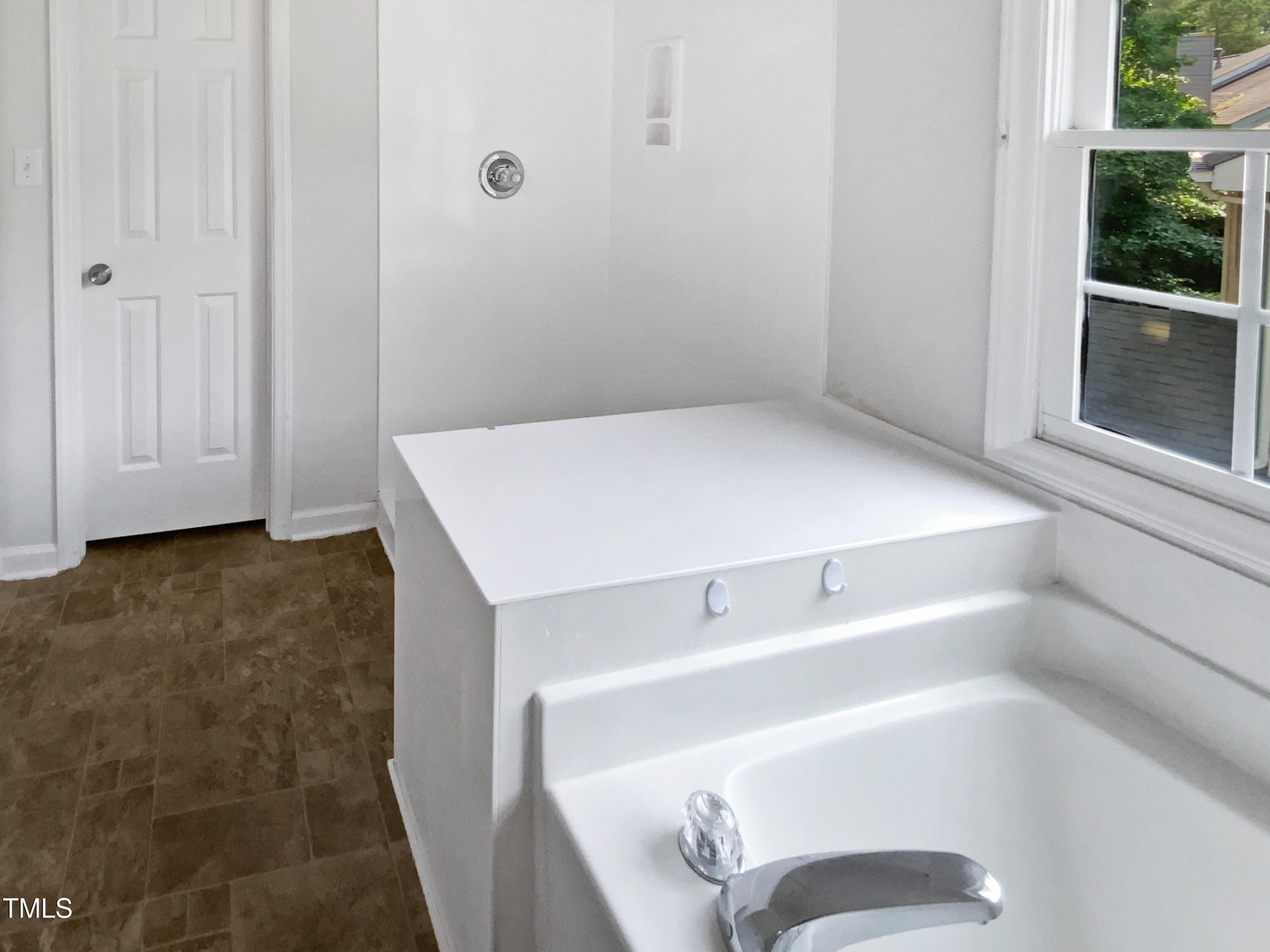 120 Point Harbor Drive Property Photo 25