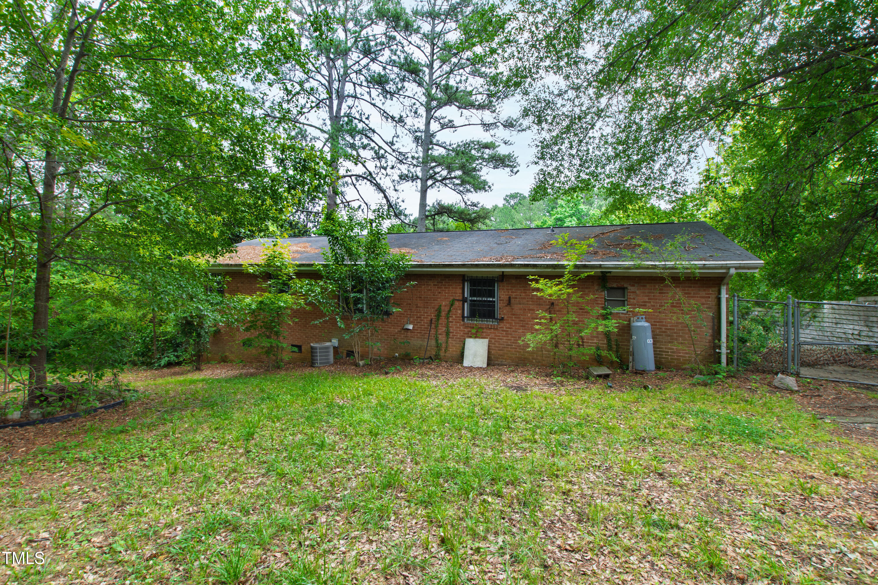 720 Sherrybrook Drive Property Photo 6