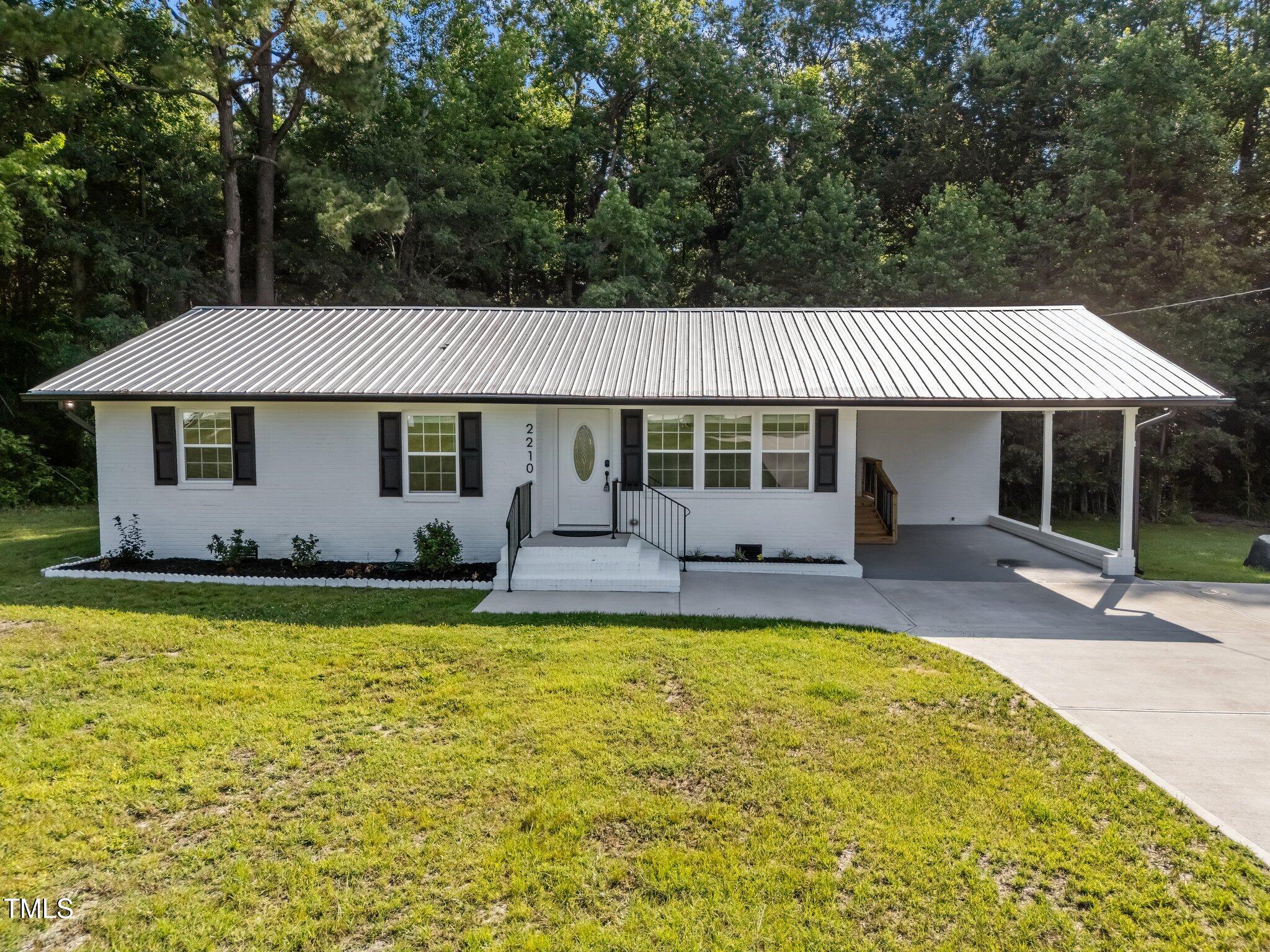 2210 Pilot-riley Road Property Photo 1