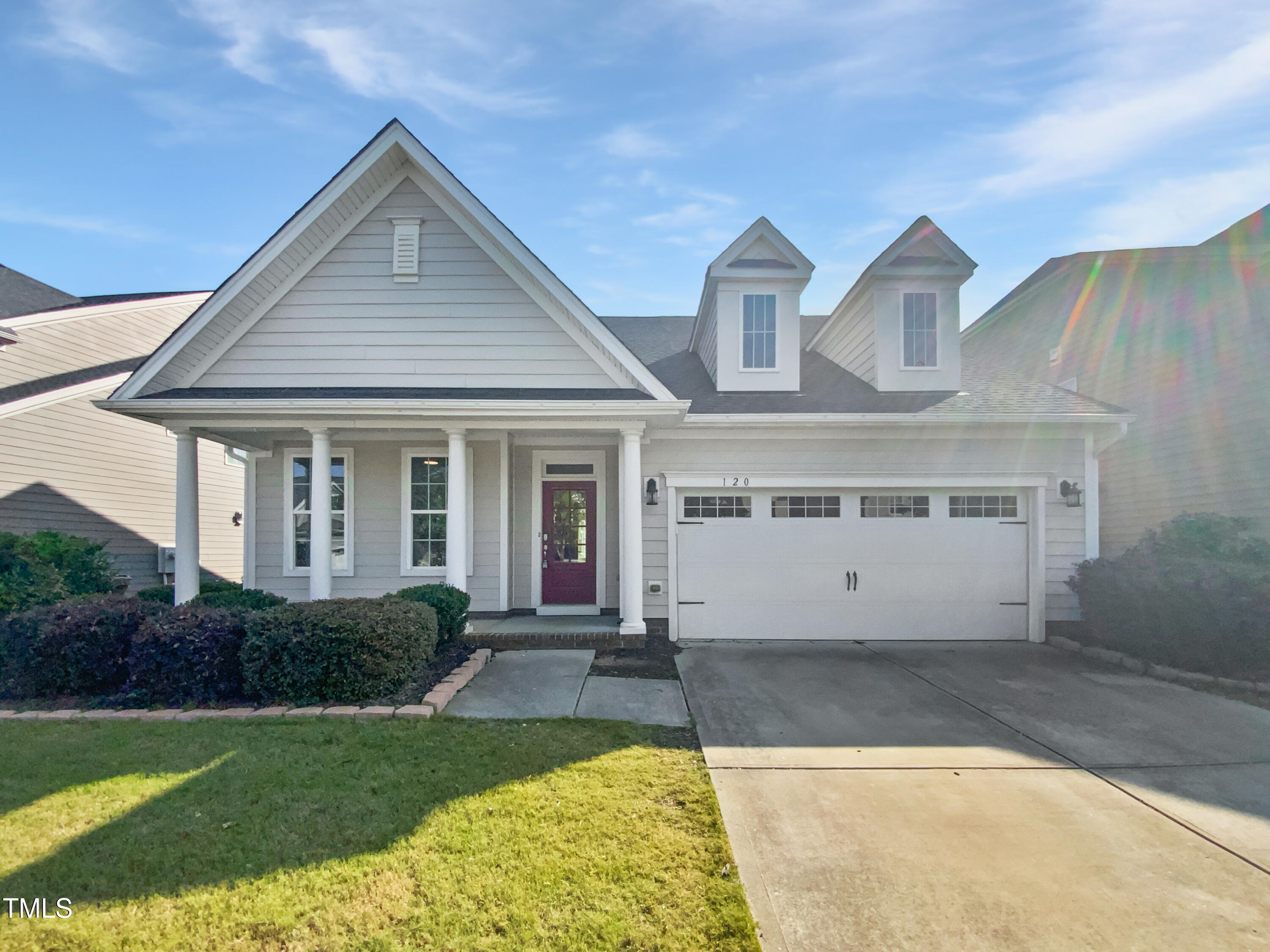 120 Martingale Drive Property Photo 1